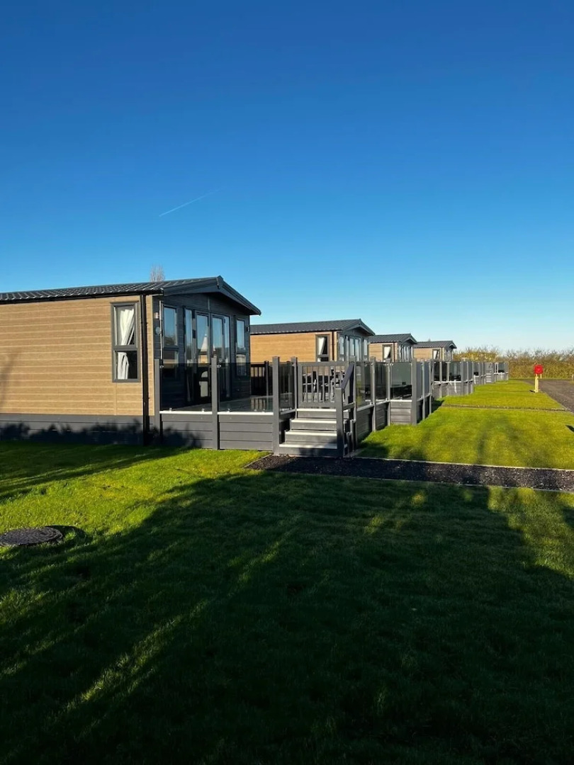 Sure Studio by Best Western Brackenborough Lakes & Resort