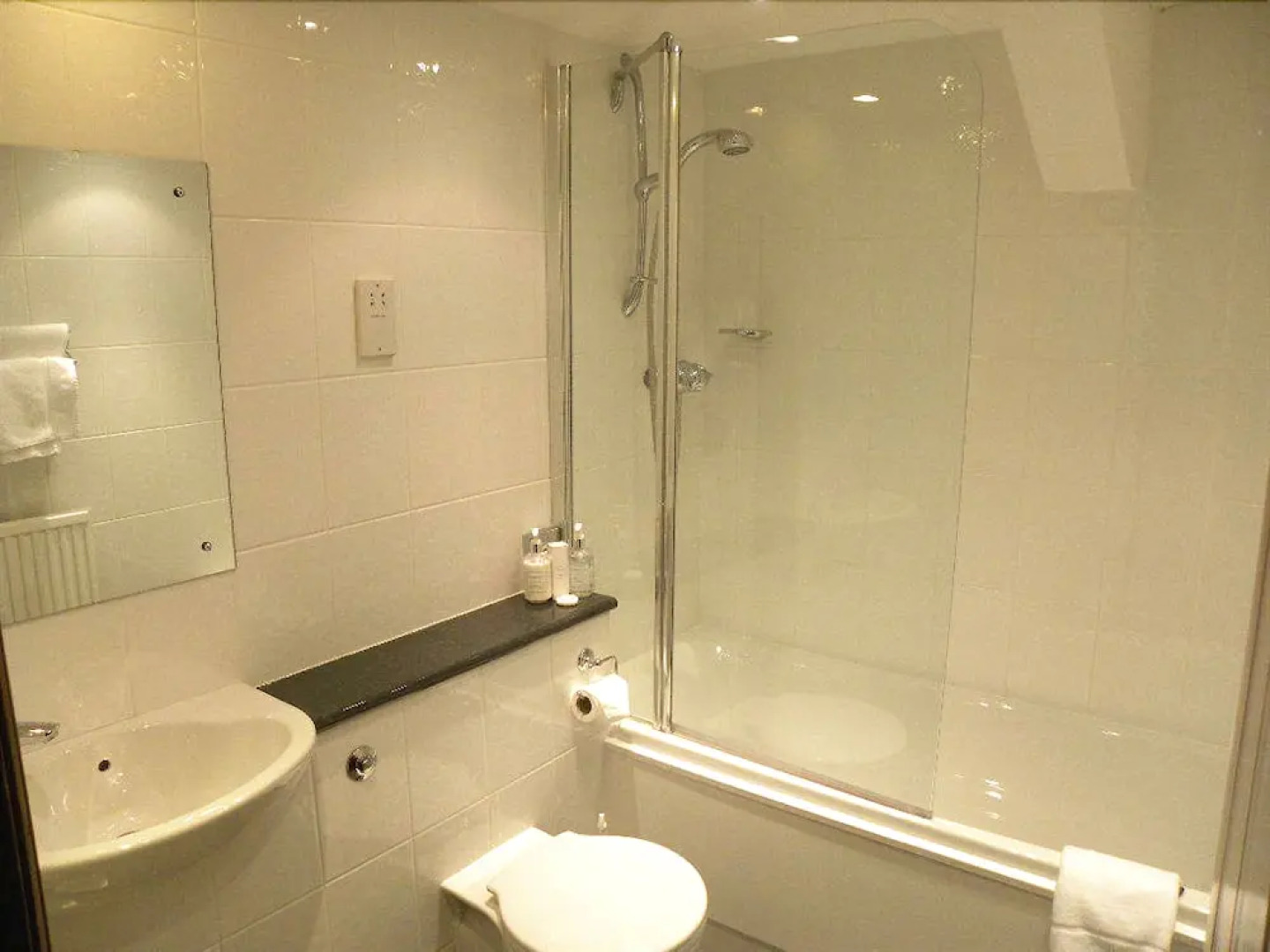 Buckle Yeat Guest House