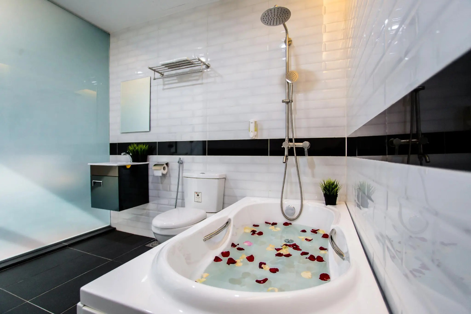 Jenjarom Boutique Hotel