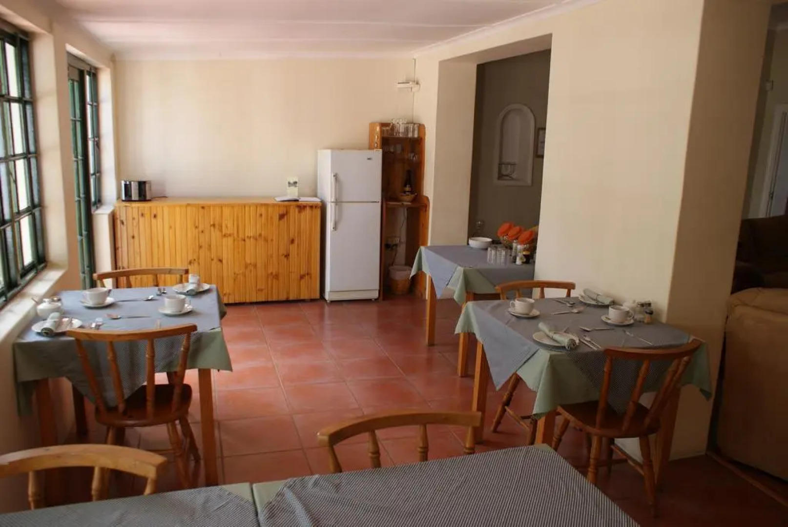 Koo Karoo Guest Lodge and Self Catering