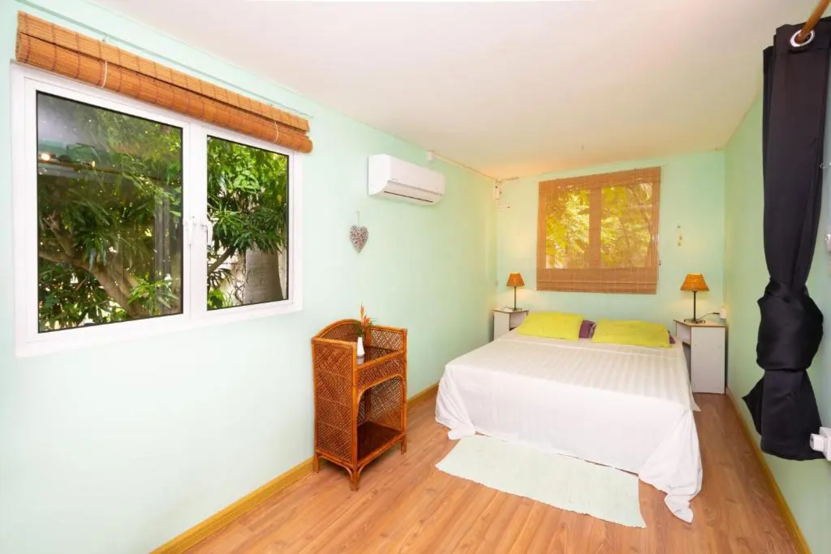 Rusty Pelican - Lazy Lizard Container Home.