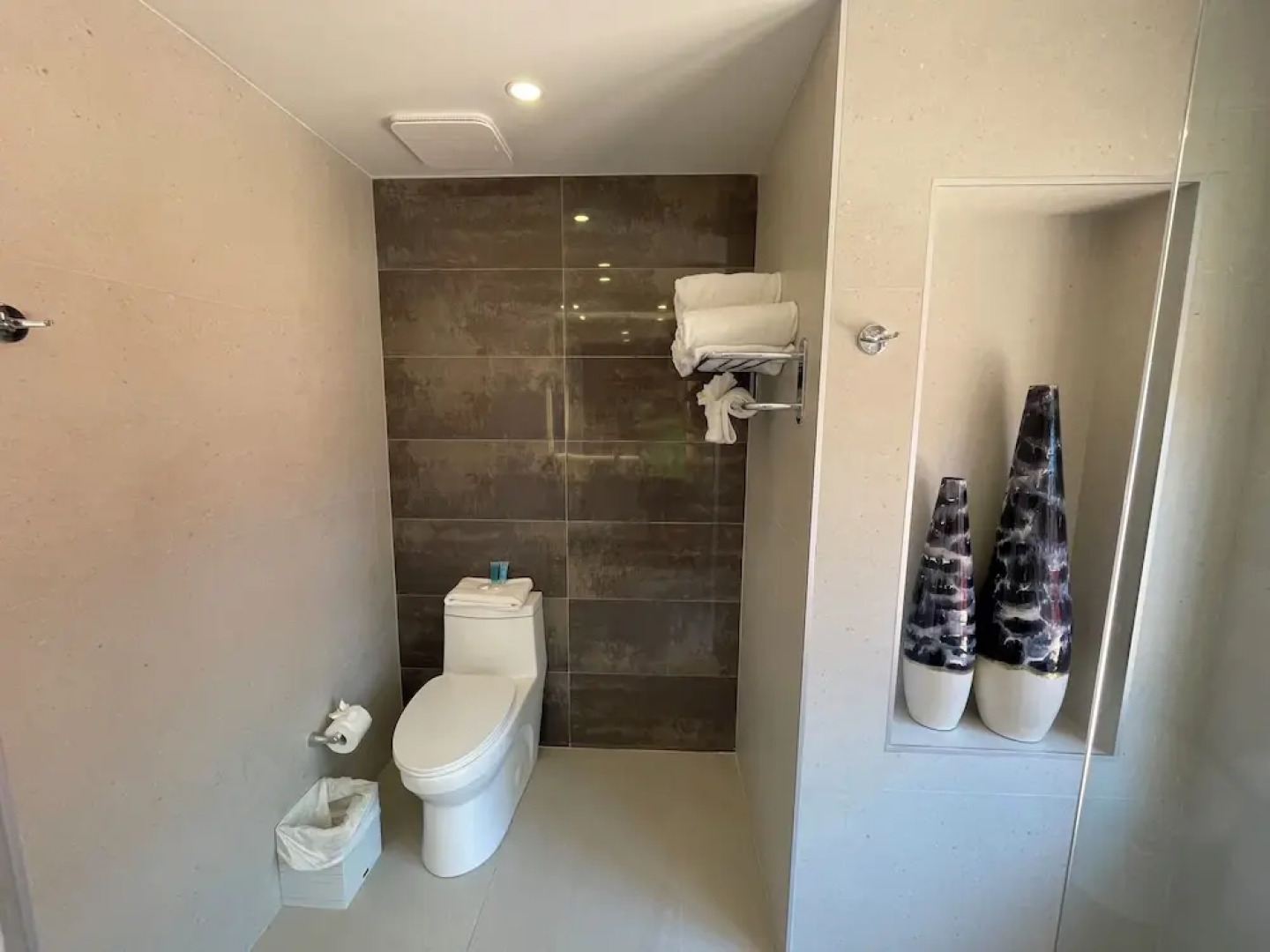 2Bed 2Bath at Las Casitas Village Fajar