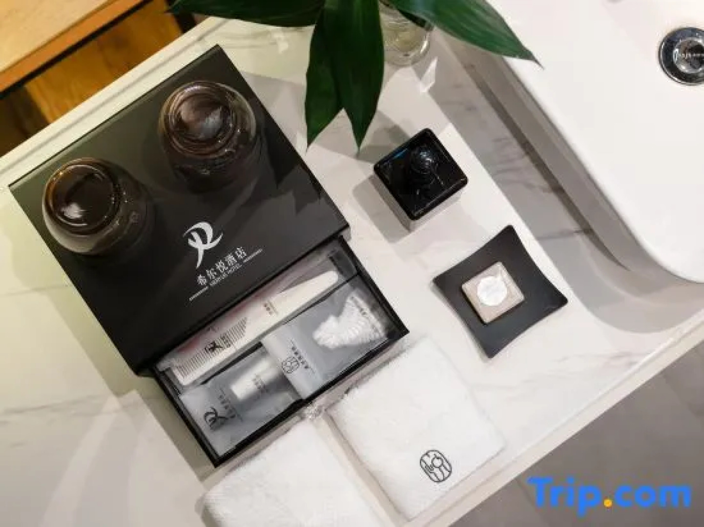 Enjoy Inn Hotel（Changjiang Store)