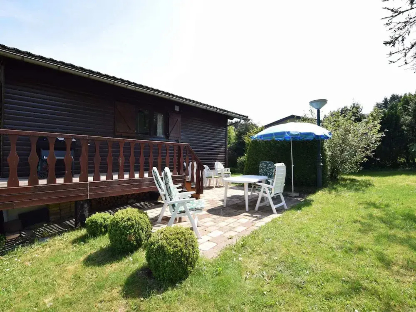 Comfortable Cottage Near Lake Cherapont