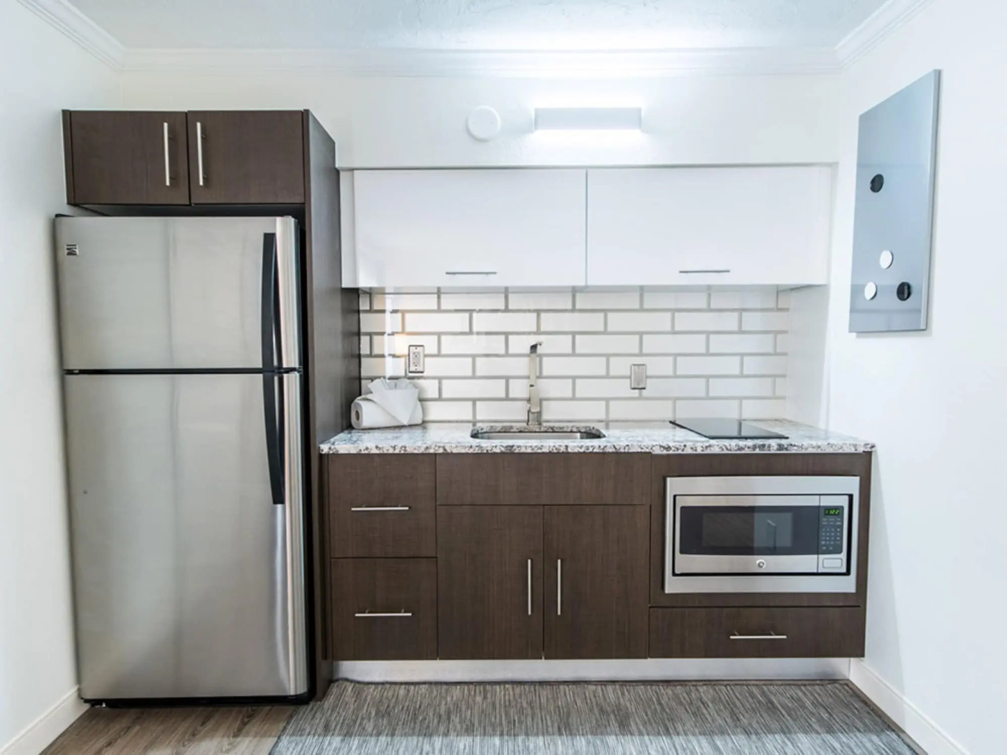 Hibiscus Suites - Gateway to Siesta Key