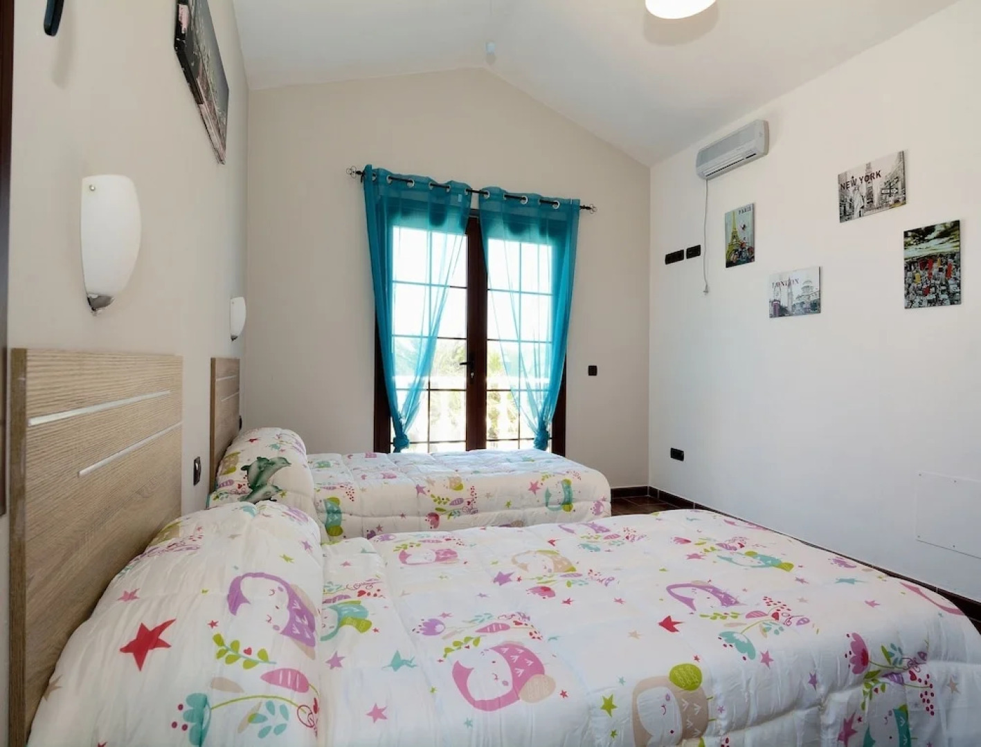 Villa - 3 Bedrooms with Pool and WiFi - 104417