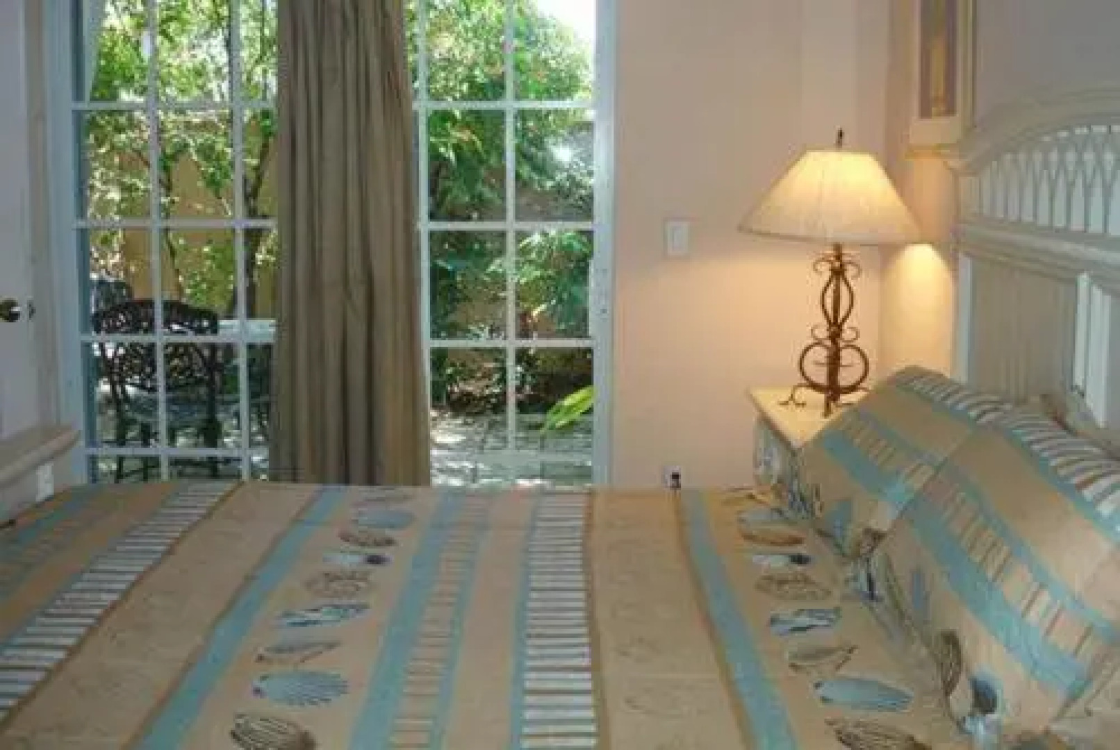 Alamanda Villa on Holmes Beach