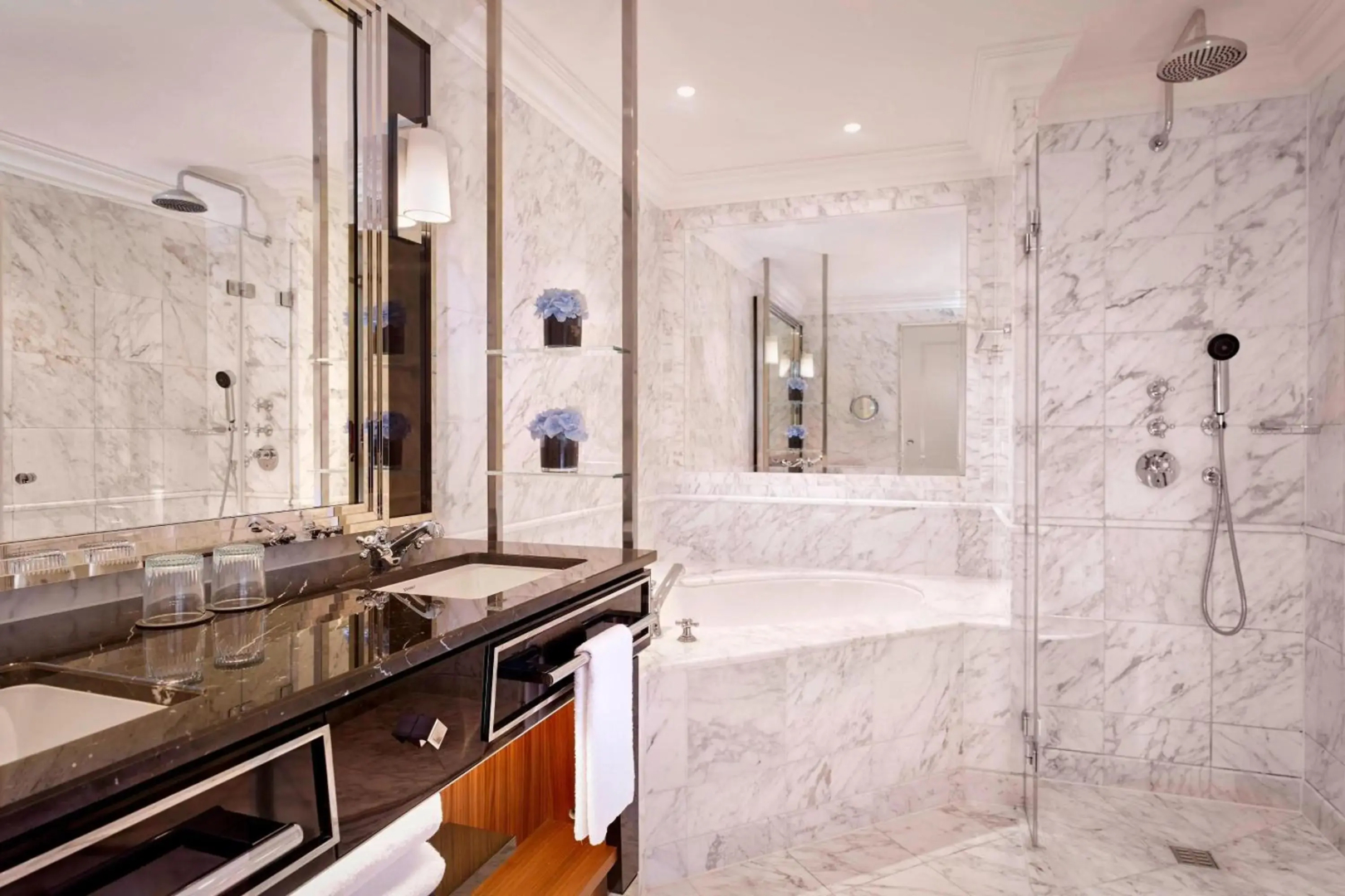 The Ritz-Carlton, Berlin