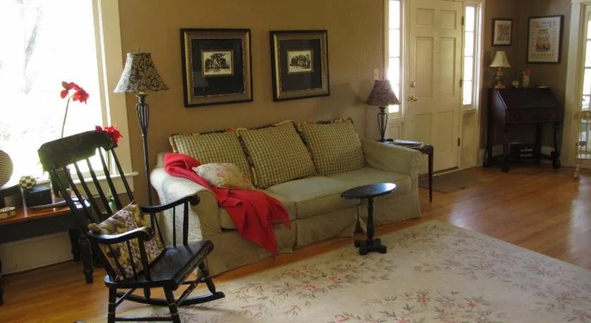 The White House Bed and Breakfast