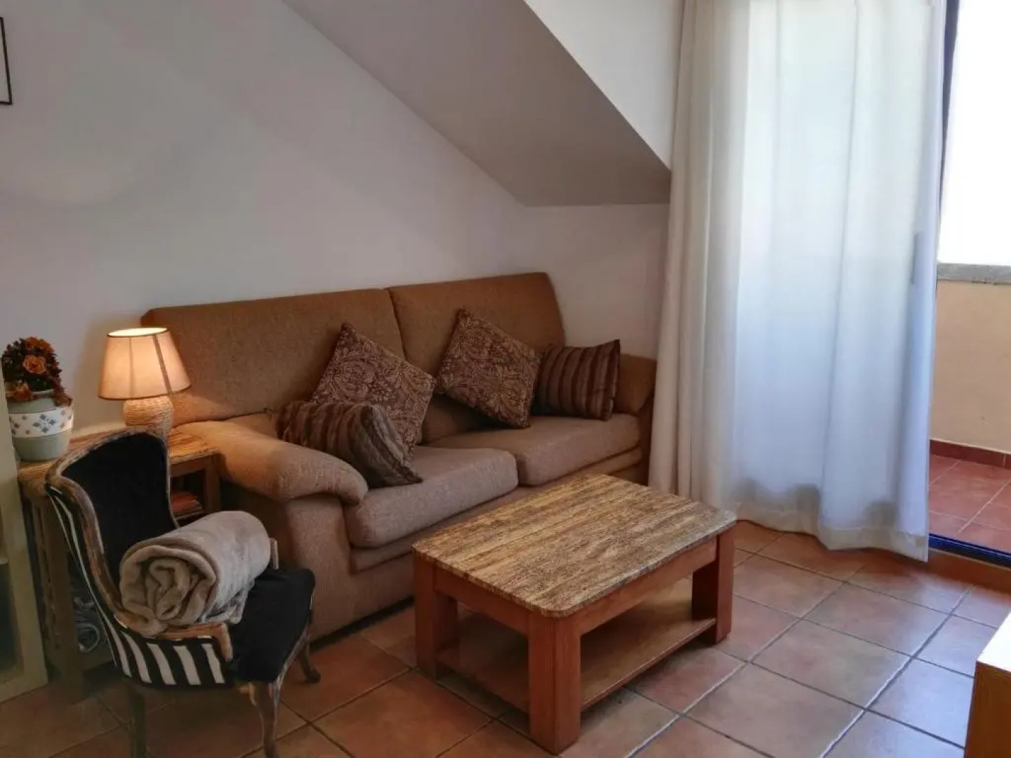 ÁTICOS CON TERRAZA VISTAS URBANOS 100 playa