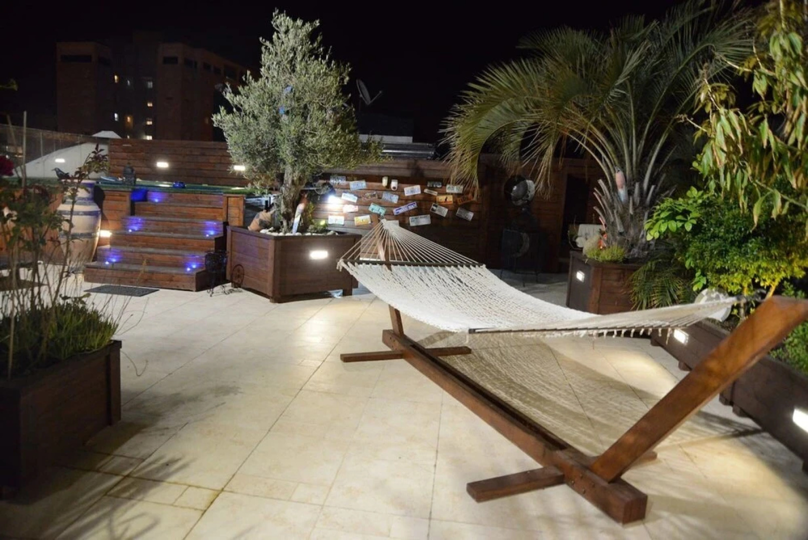 Luxury Beach Suite by Airsuite