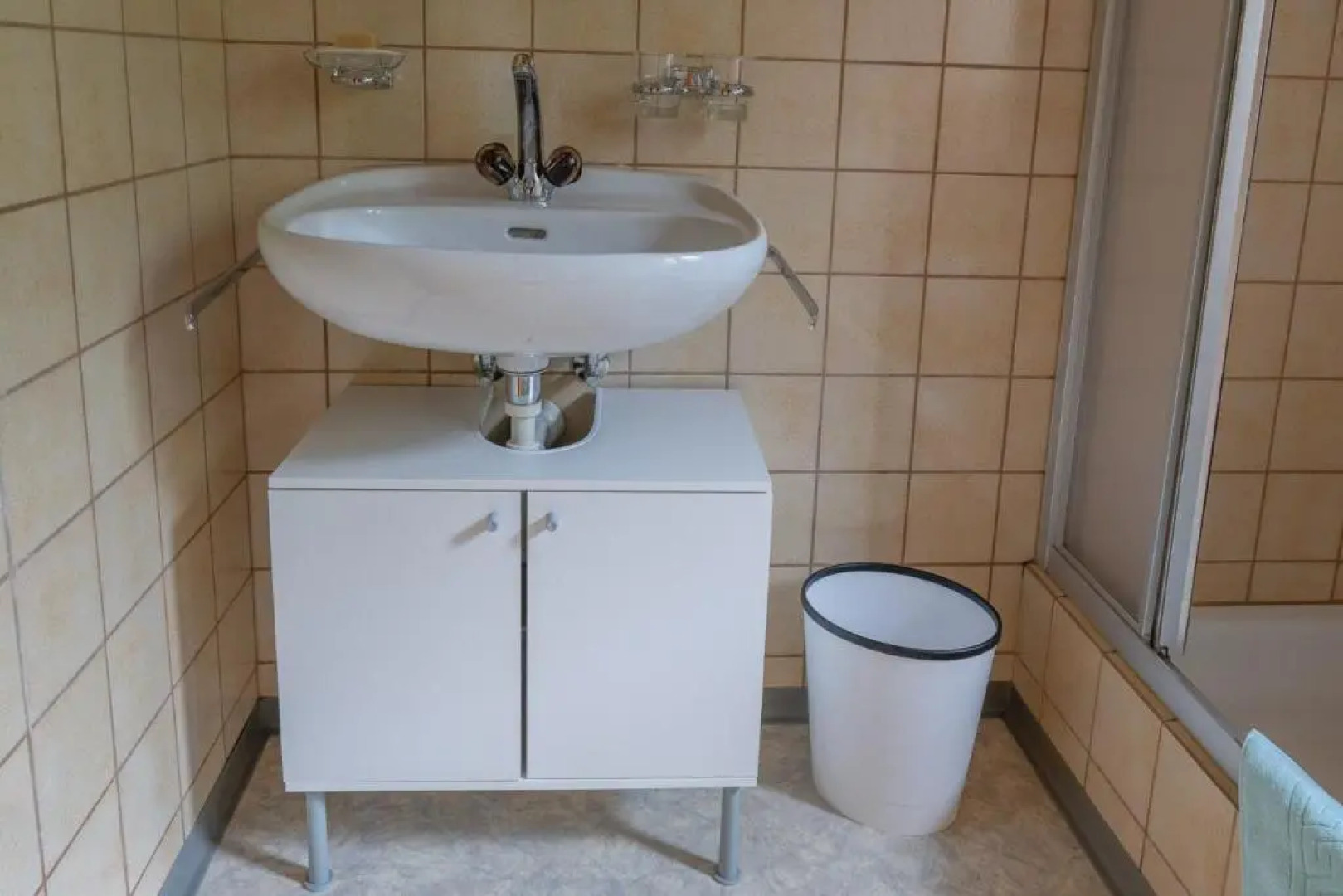 Chrona Bed & Breakfast