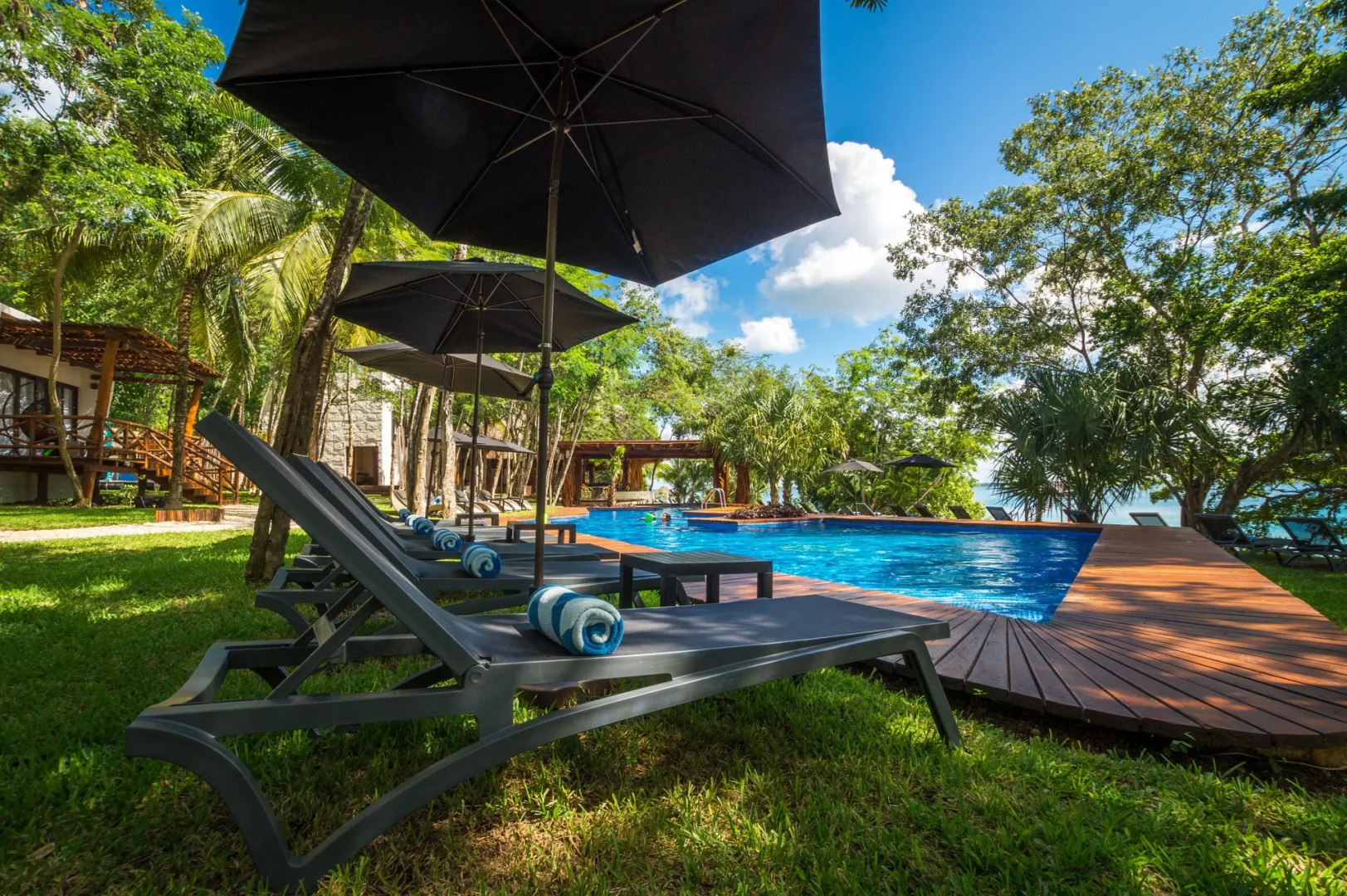 Mia Bacalar Luxury Resort & Spa