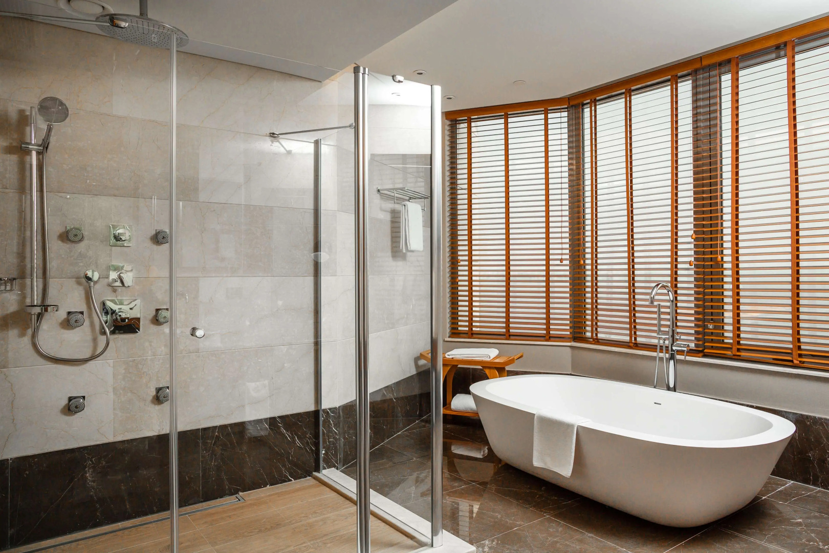 Radisson Blu M'Bamou Palace Hotel