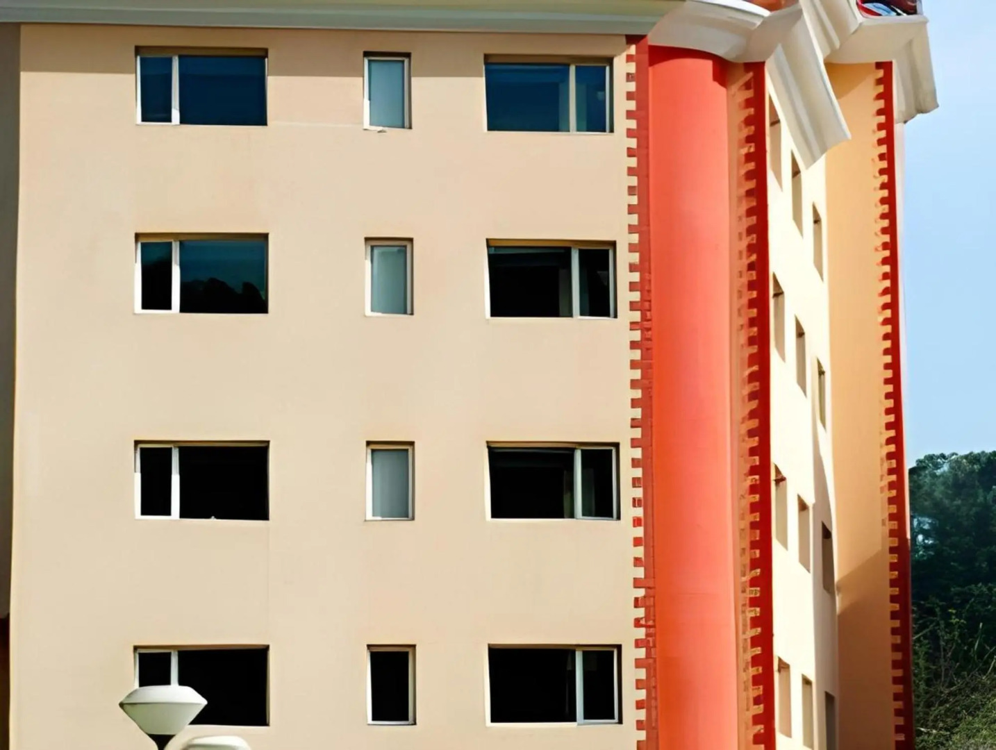 The Regent Palms Hotel