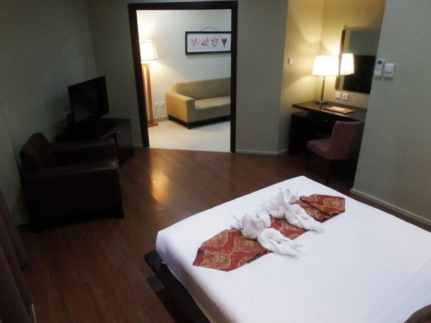 Tanza Oasis Hotel and Resort