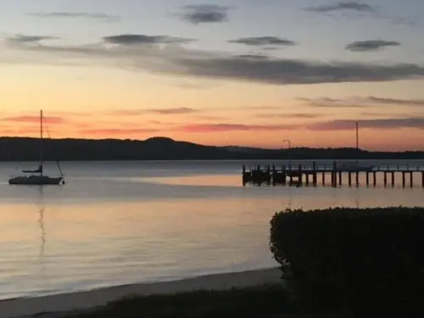 1 'The Clippers' 131 Soldiers Point Road - fabulous waterfront unit