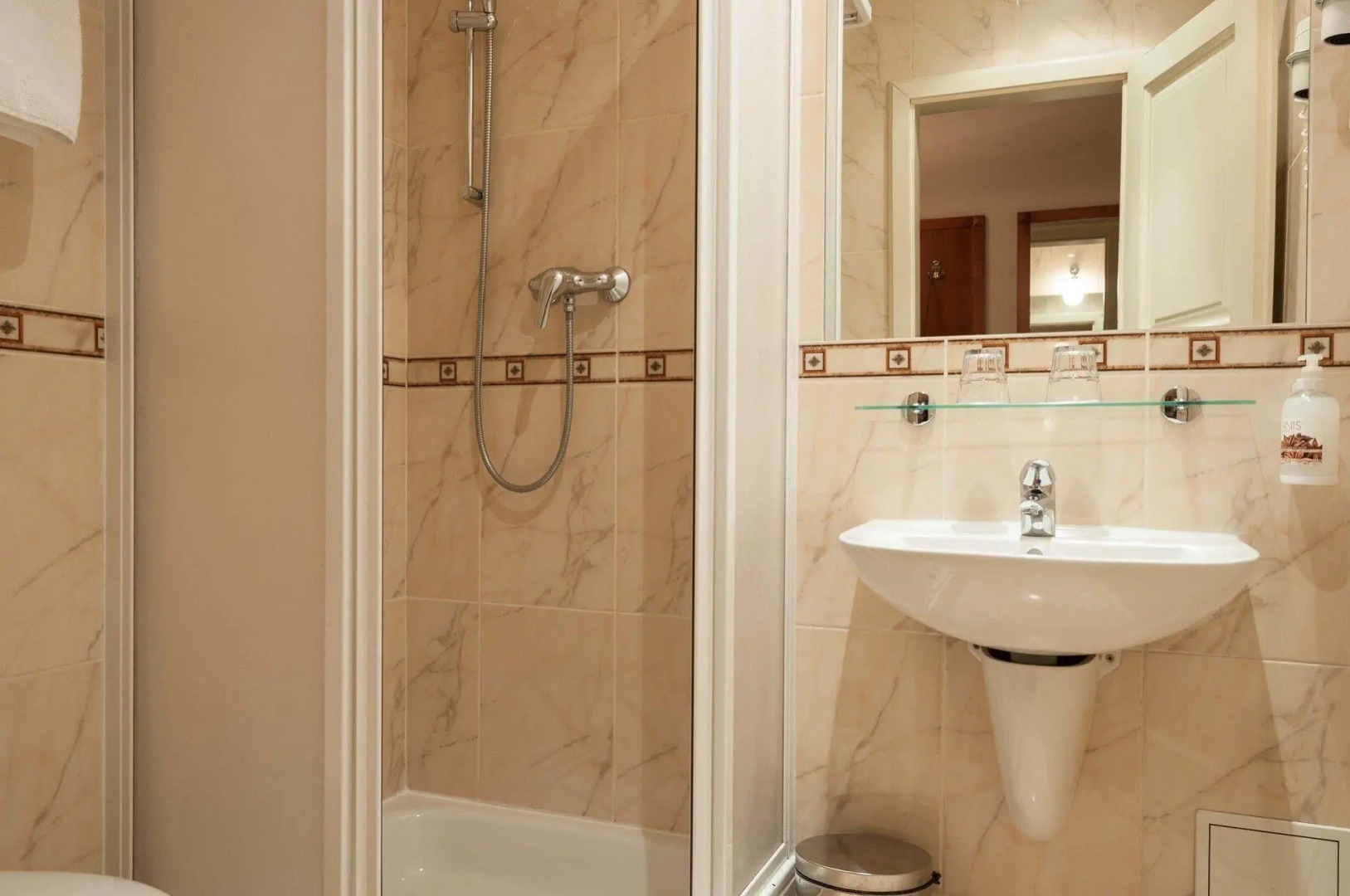 Hotel Raffaello Prague