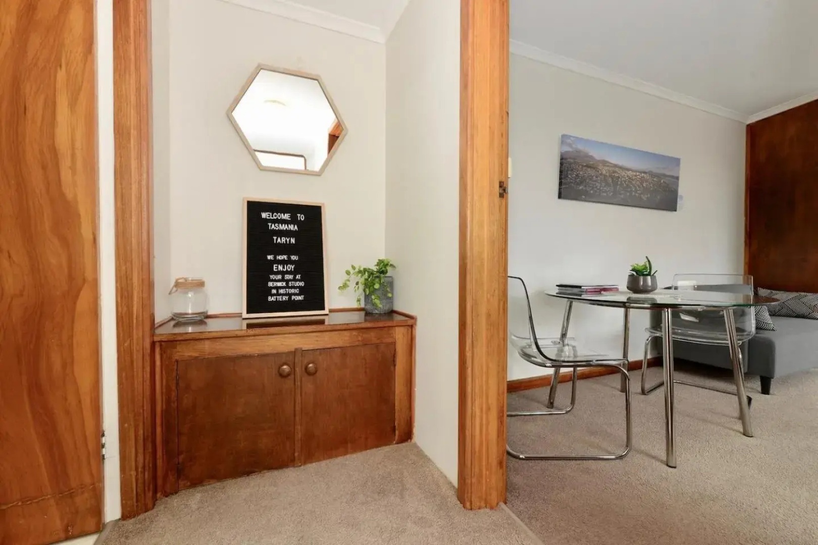 Ms Sophia's Studio Apartment