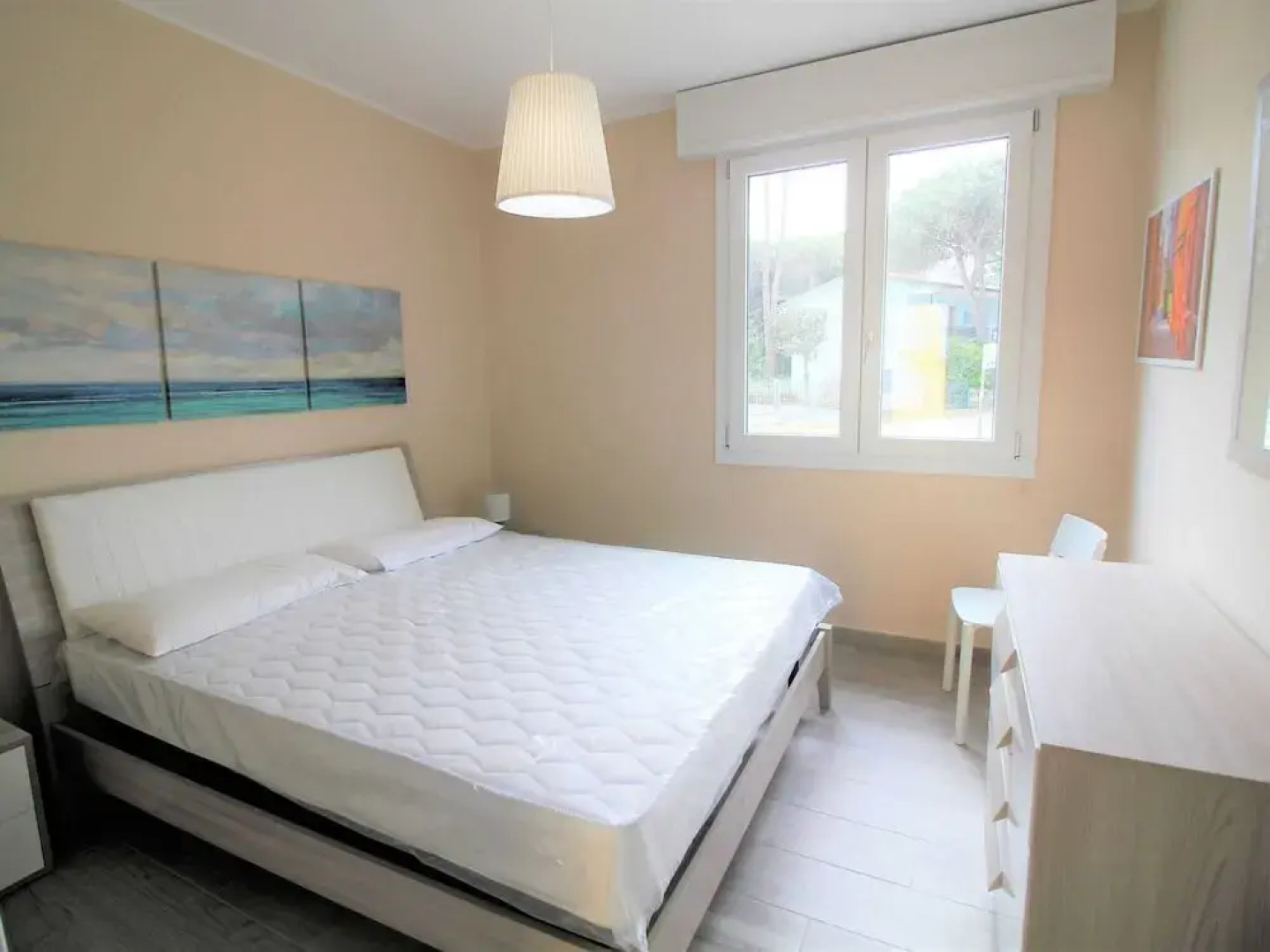 Spacious Apartment in Rosolina Mare near Sea