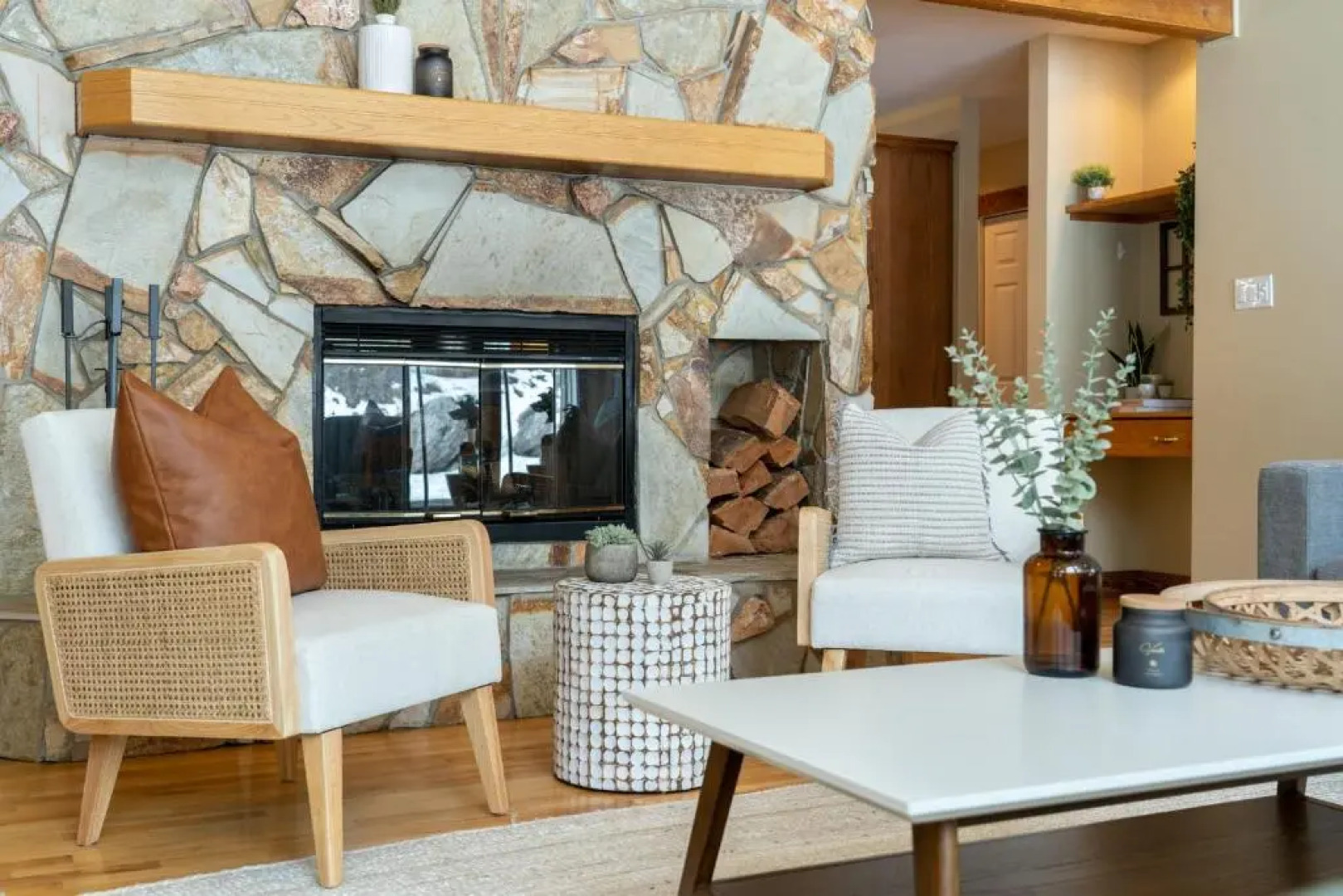 The Caribou Lodge I HotTub I Fireplace I Sleep16