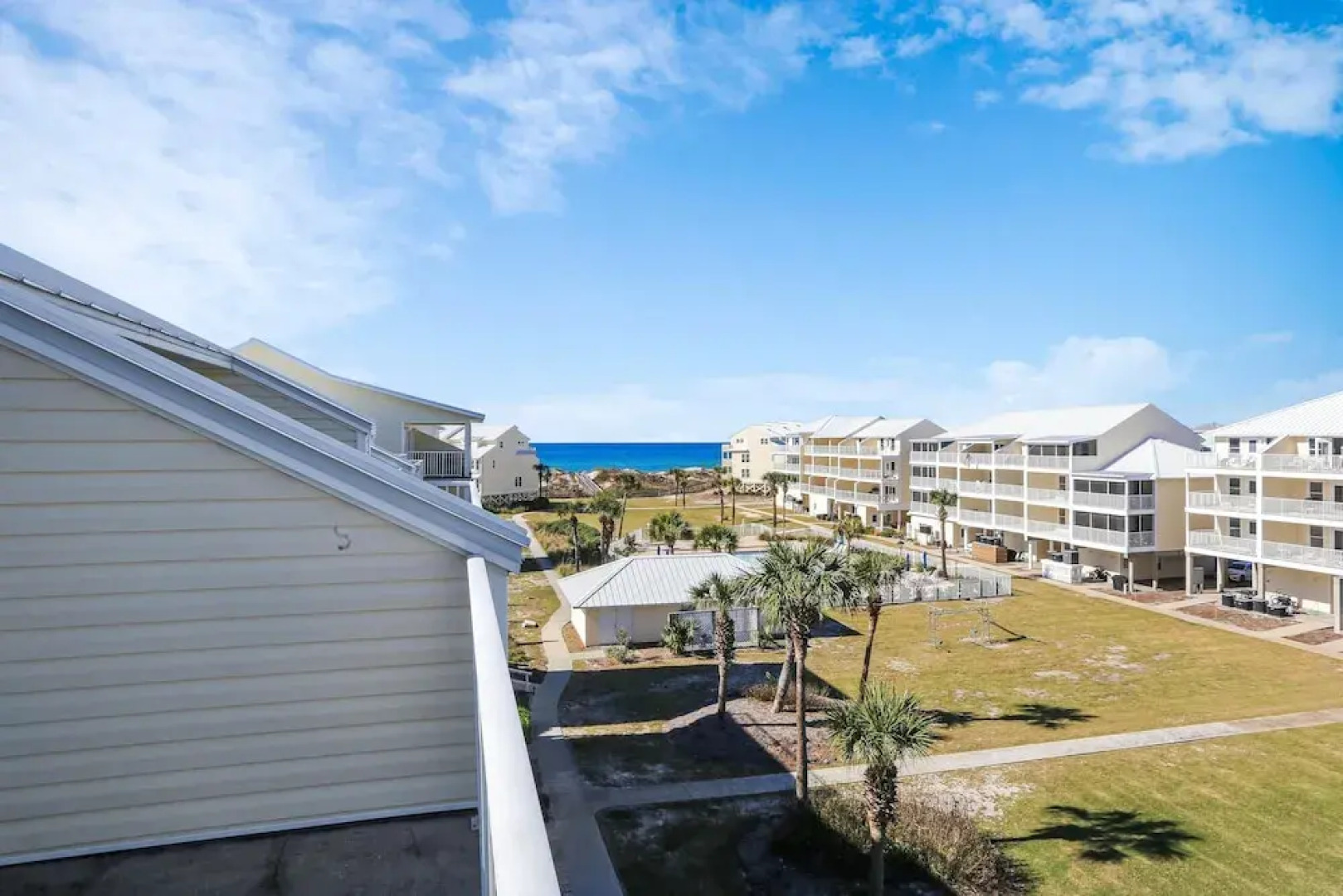 Sea Cliff I-51 Coastal Splendor