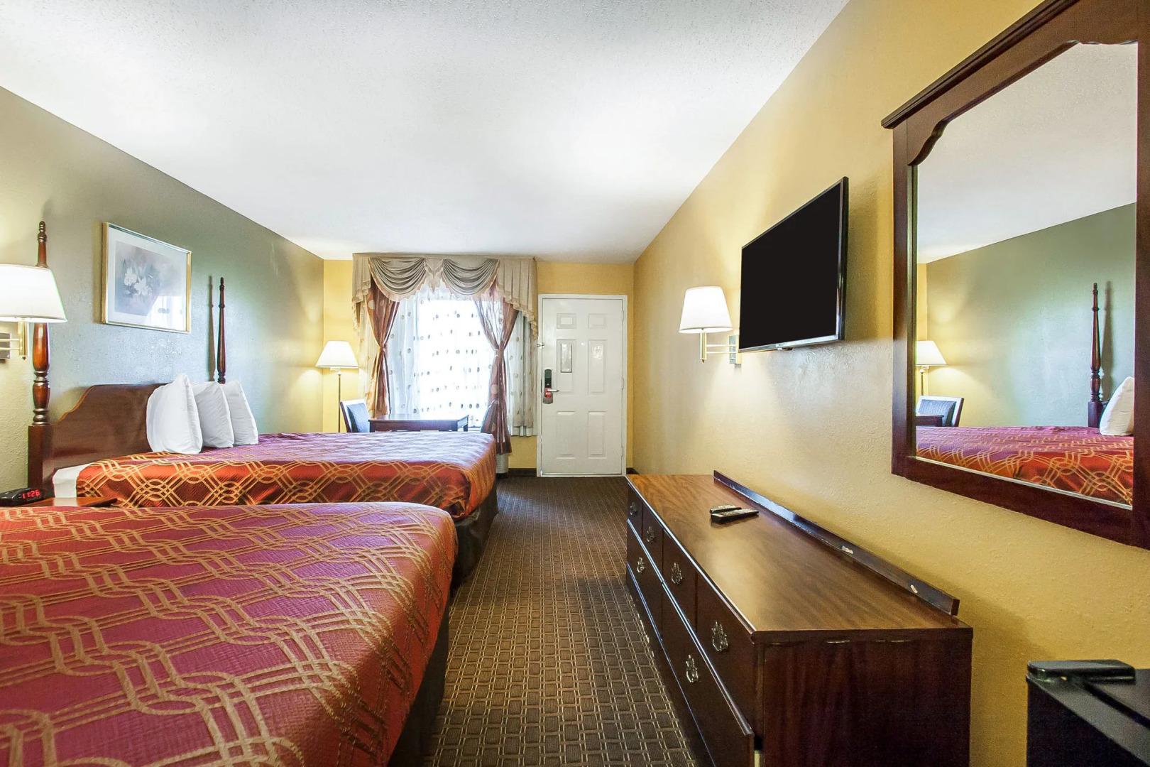 Econo Lodge Inn & Suites Murfreesboro Shopping District