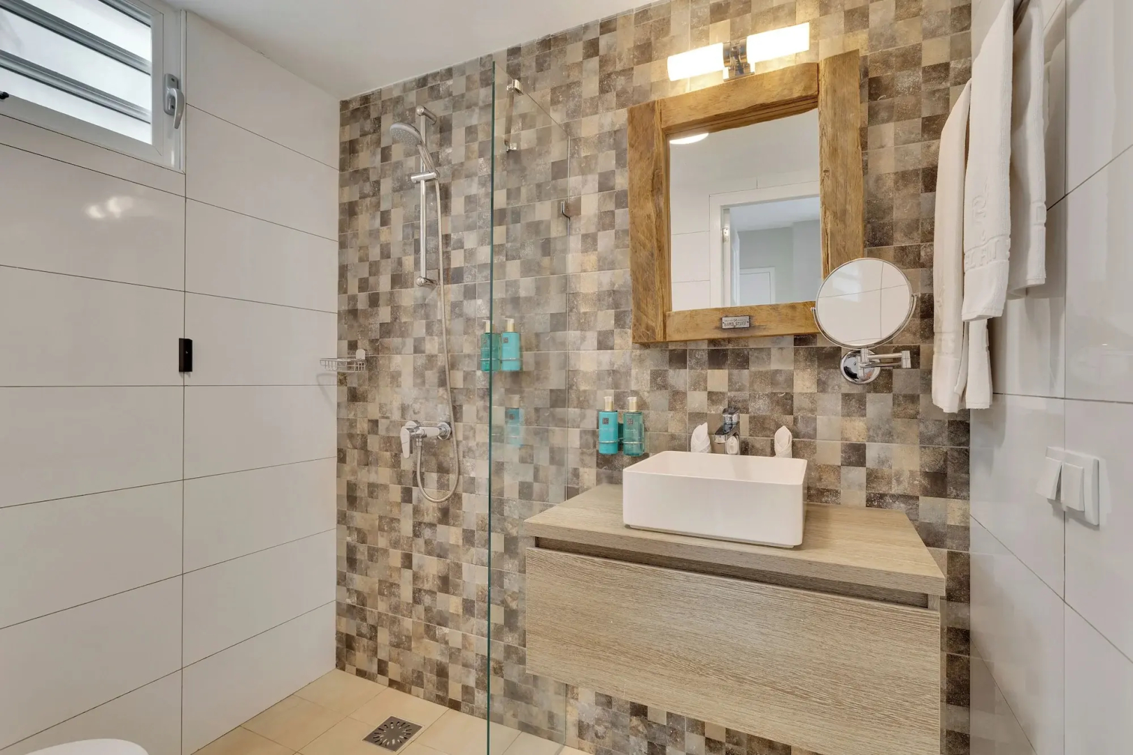 Delfins Beach Resort Bonaire, Tapestry Collection by Hilton