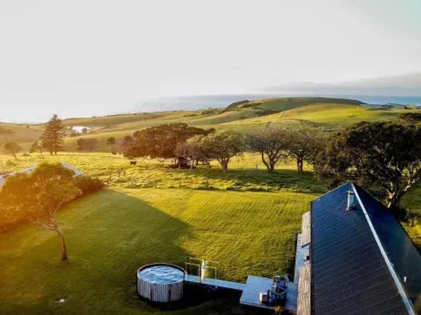 THE SHED Gerroa 4pm checkout on Sundays and Public Holidays