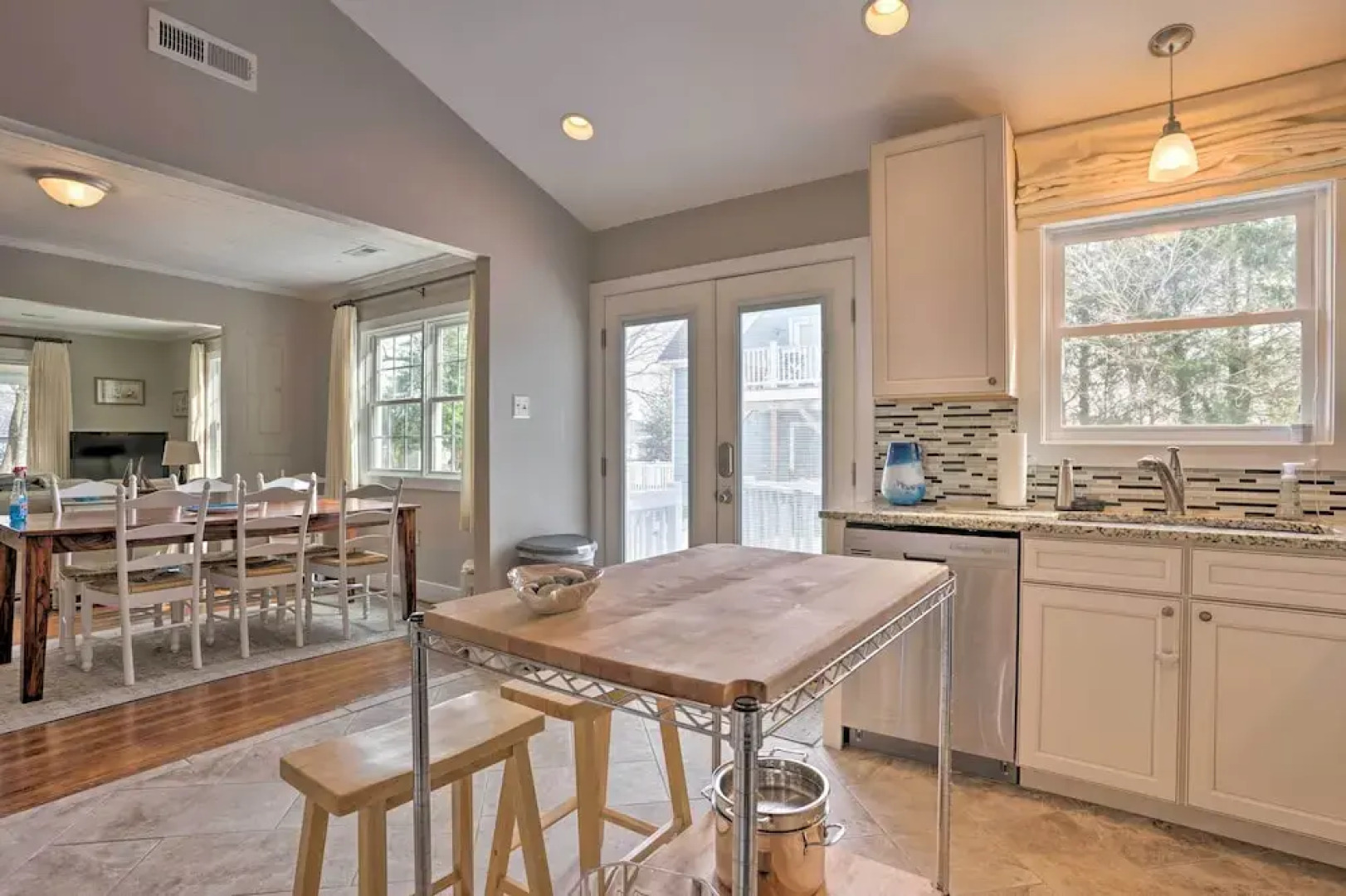 Urbanna Cottage w/ Private Yard & Water Views