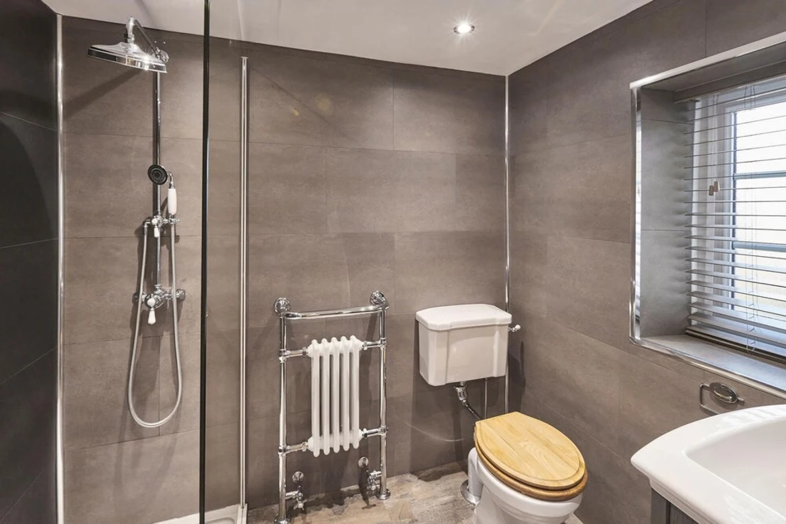 Host Stay Isla Cottage