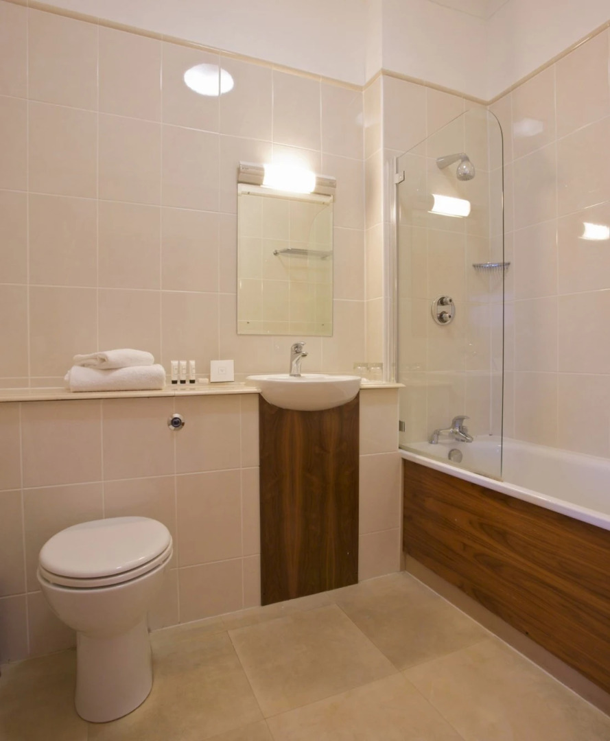 Thames Riviera Hotel, Sure Hotel Collection by Best Western