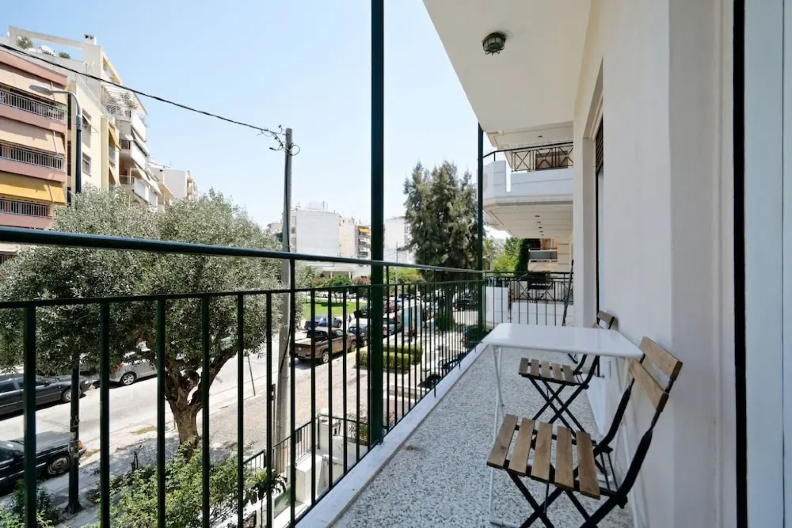 Brand new cottage house in Athens close to Stauros Niarxos foundation.
