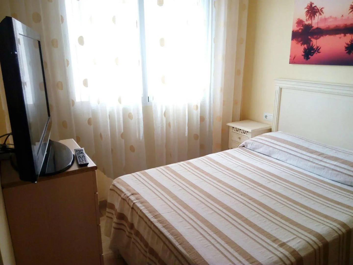 Apartamentos Gandía Universidad 3000