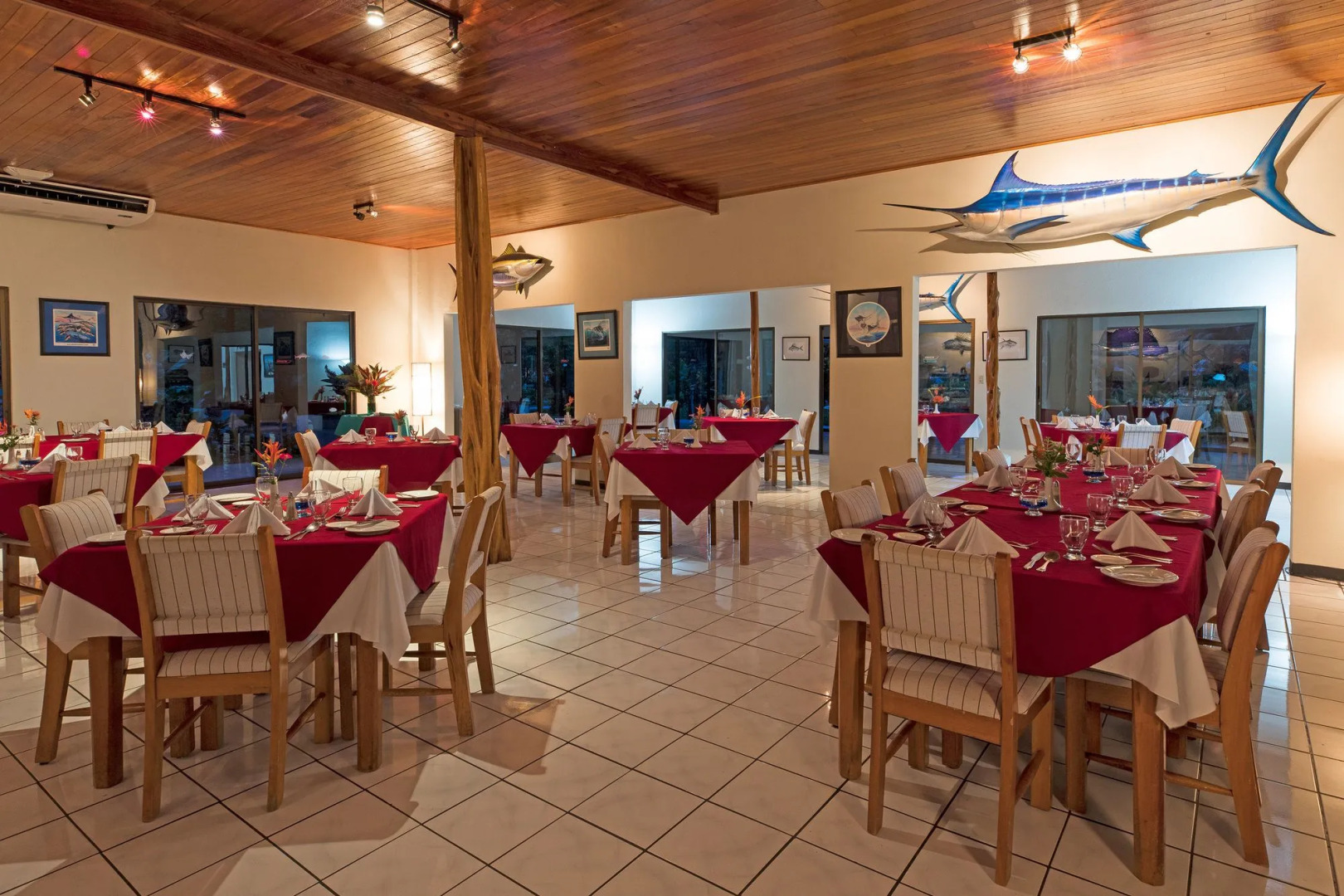 Crocodile Bay Resort