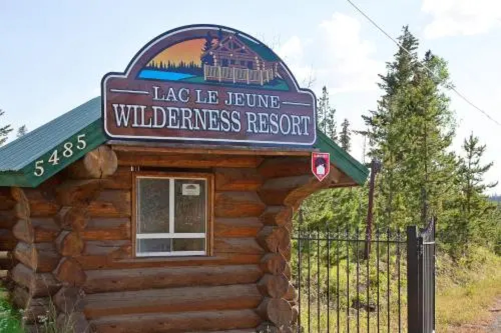 Lac Le Jeune Wilderness Resort