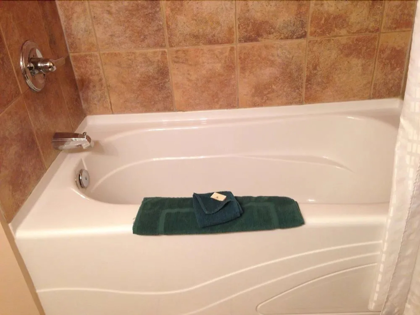 Misty Mountain Inn and Suites