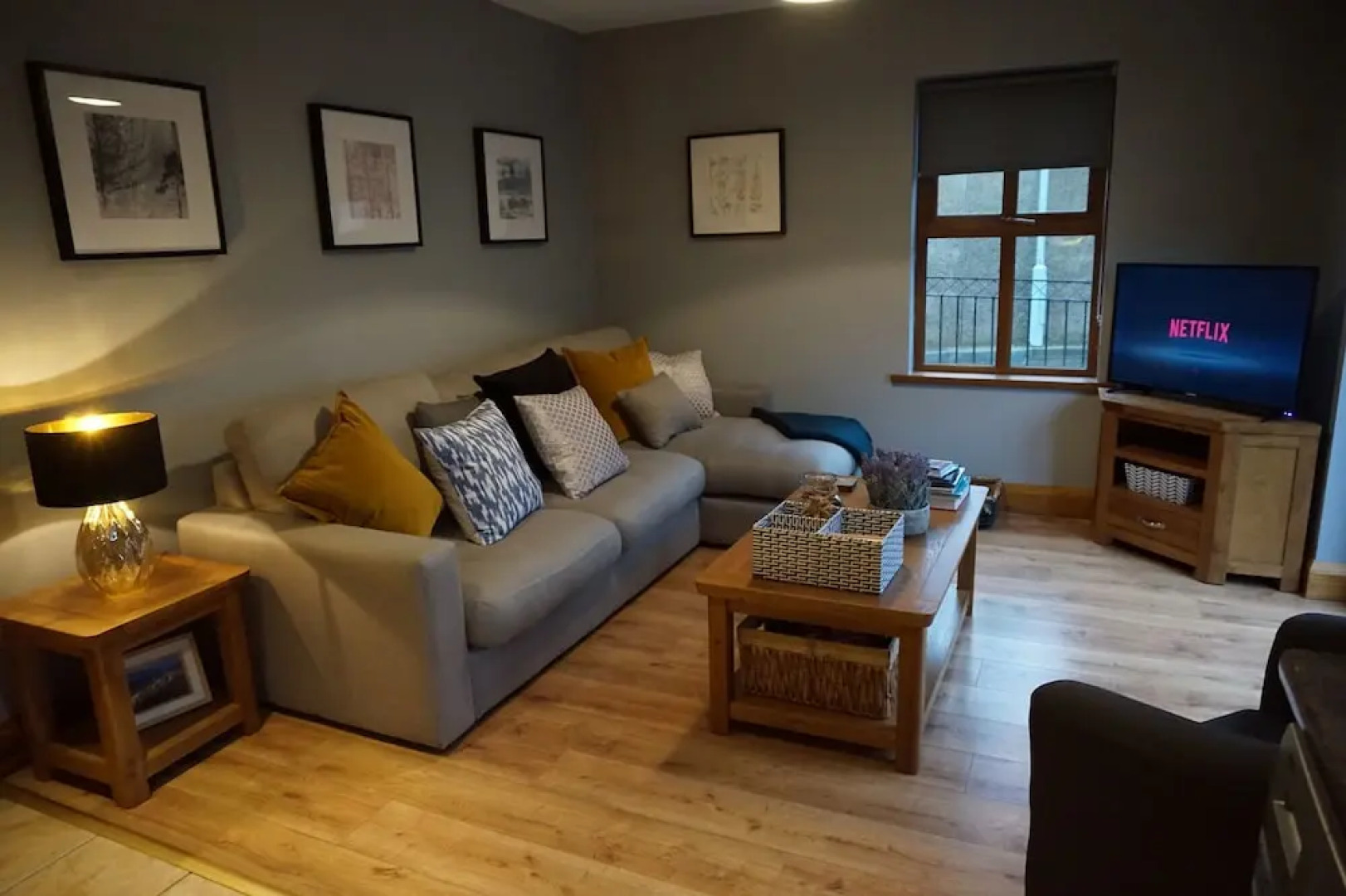 Dromore Court - Luxury Apartment