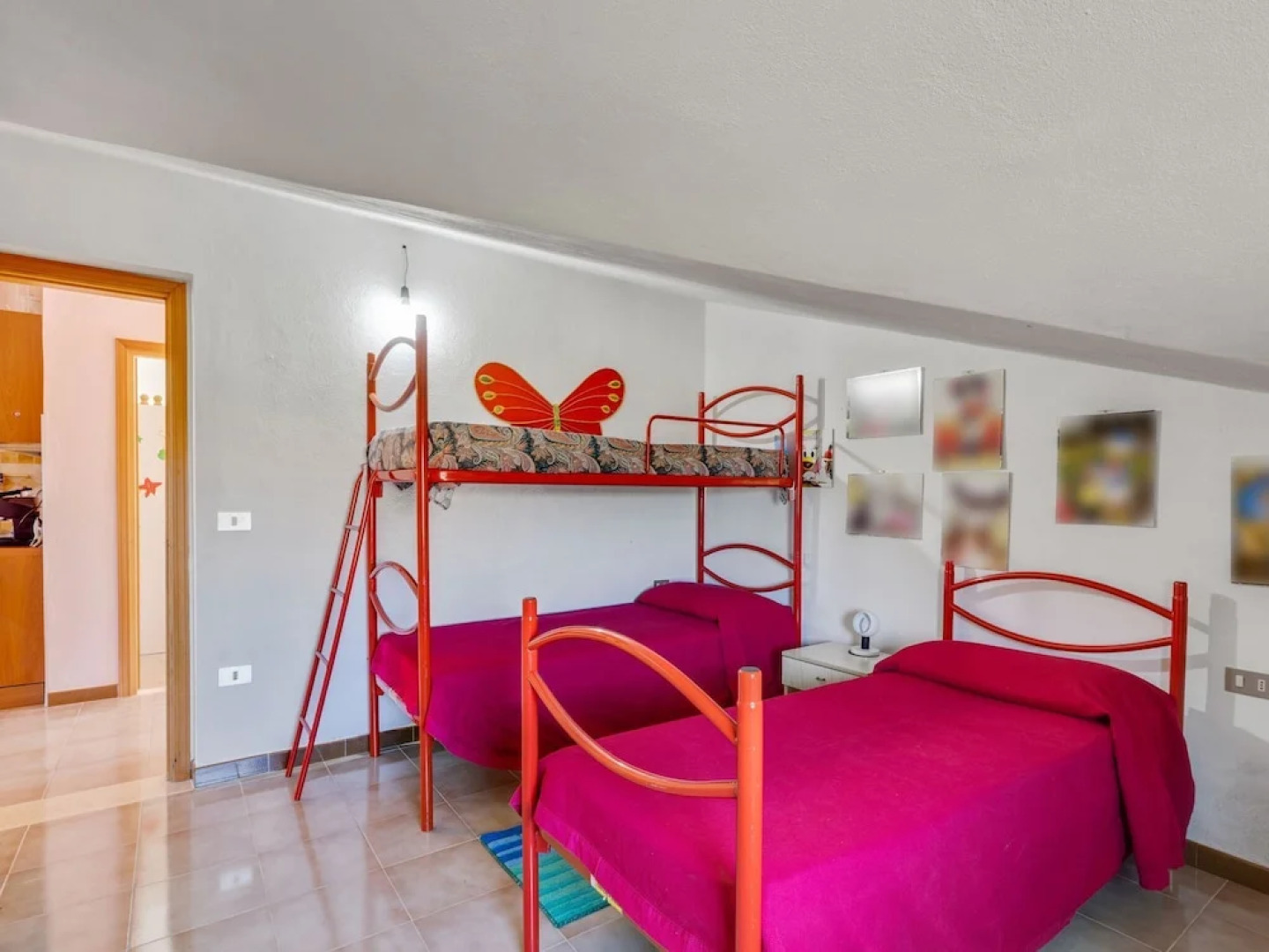 Lovely Holiday Home in Tresnuraghes near Sea