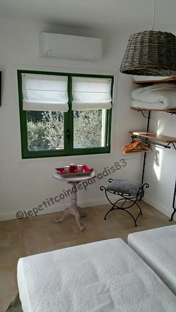 Le Petit Coin de Paradis