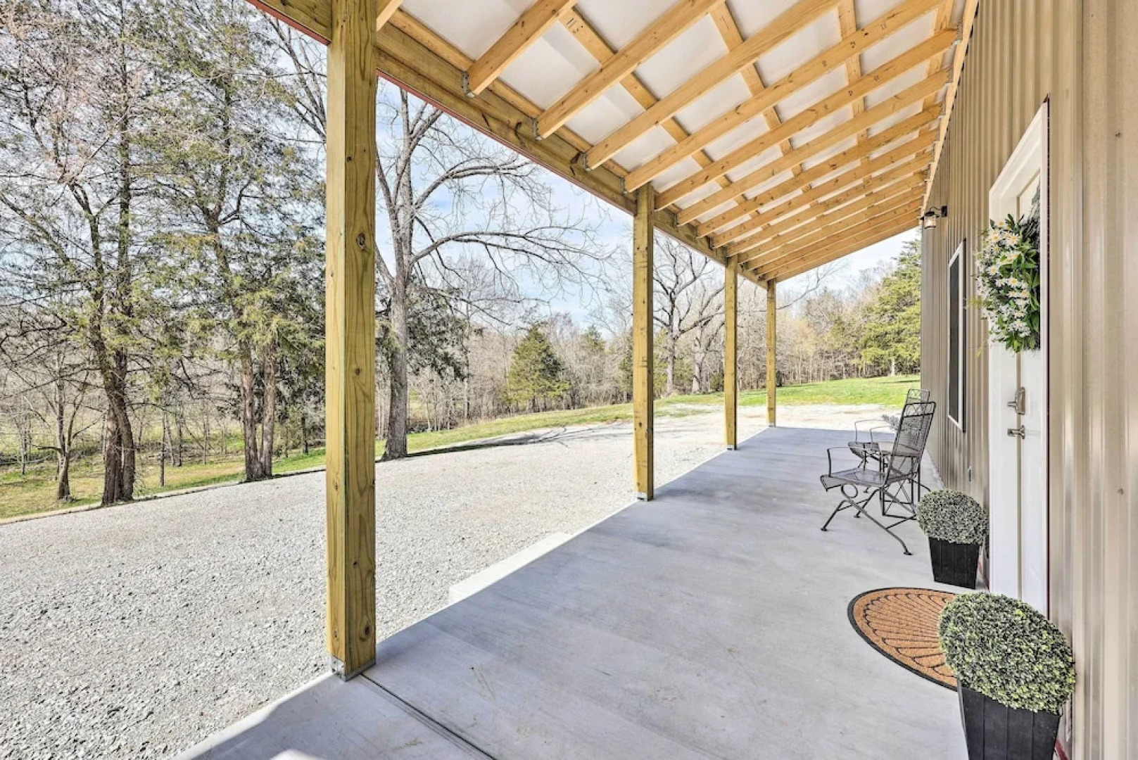 Eureka Springs Area Home w/ Porch, Grill!