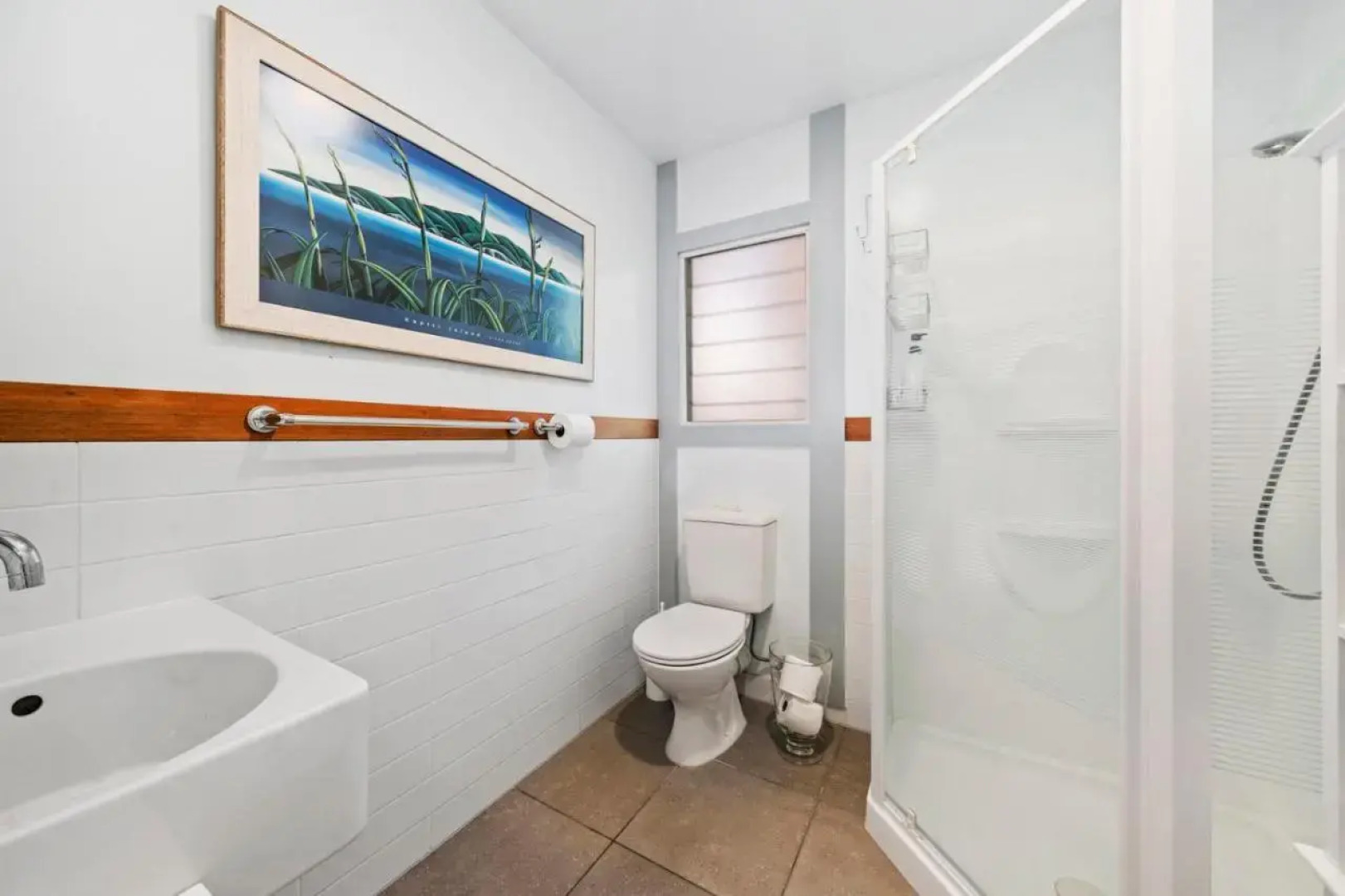 The Long House - Waikanae Holiday Home