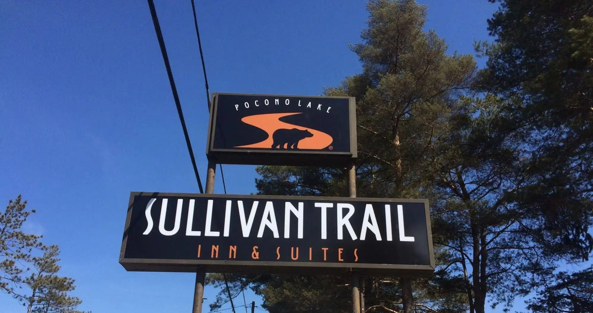 Sullivan Trail Inn & Suites