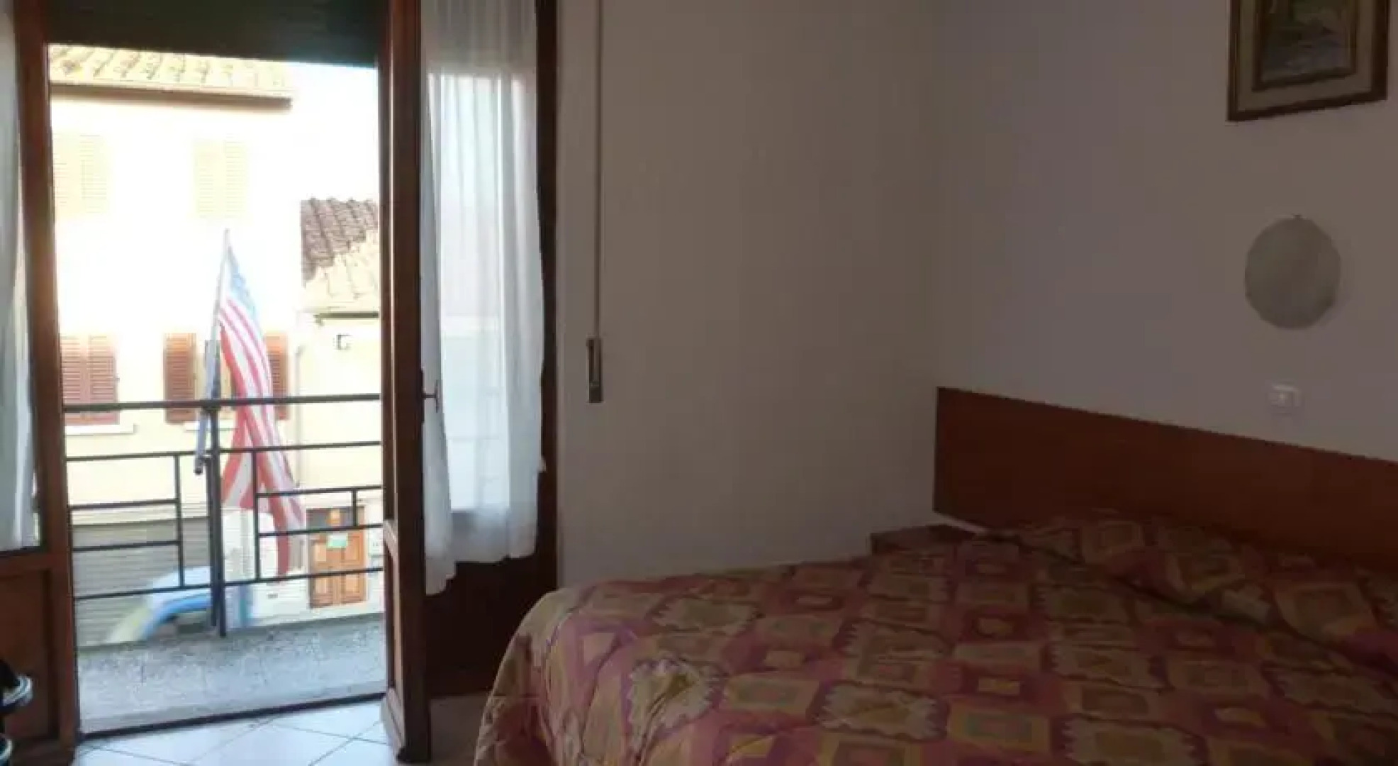 Viottolone Bed and Car