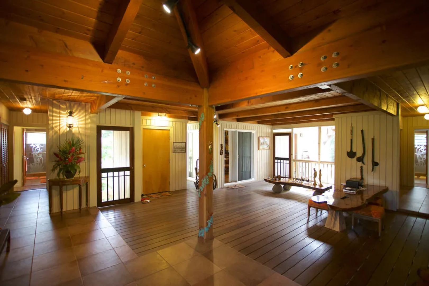 Hale Hoo Maha Bed and Breakfast