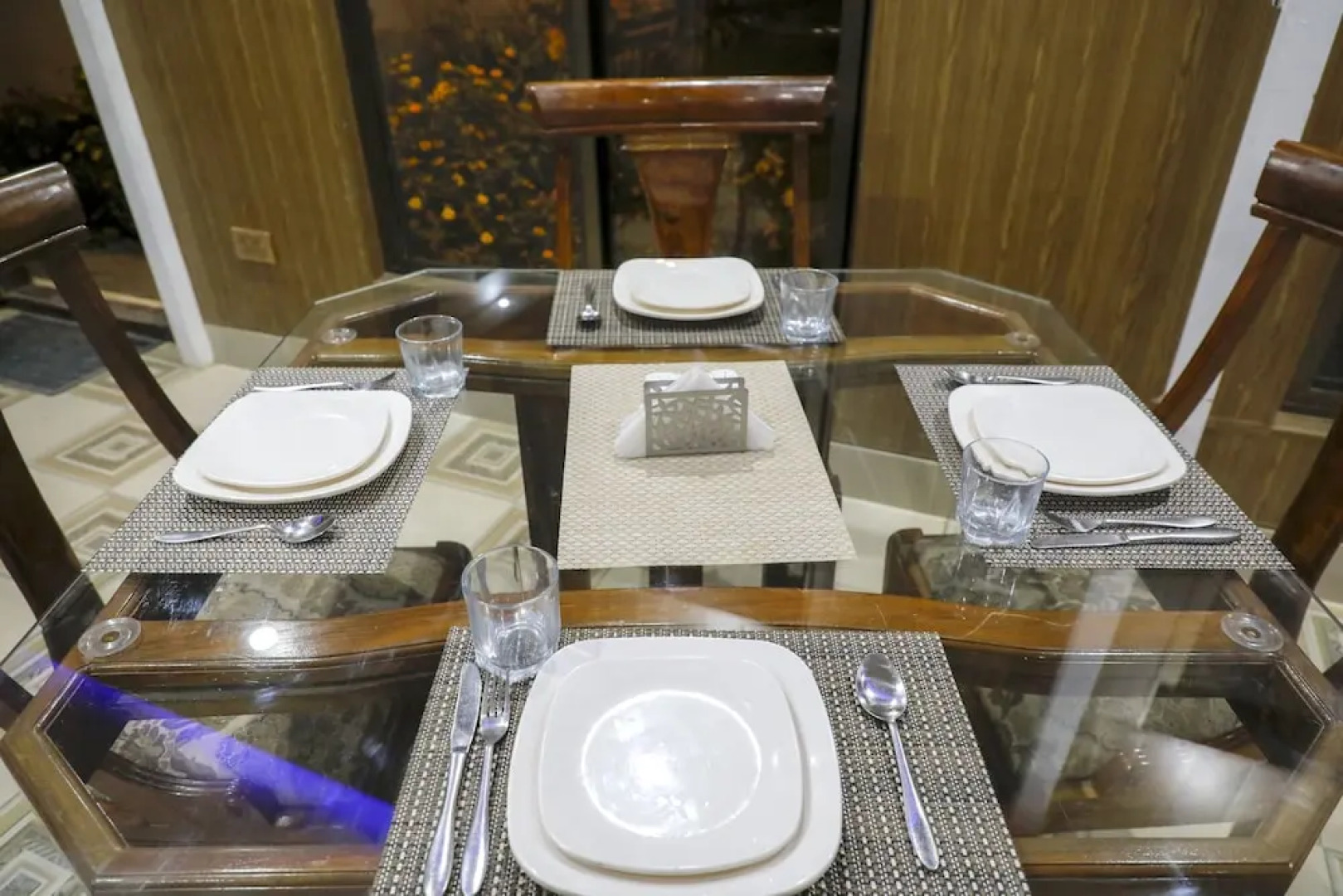 Roomph Premium Al Noor Airport Road