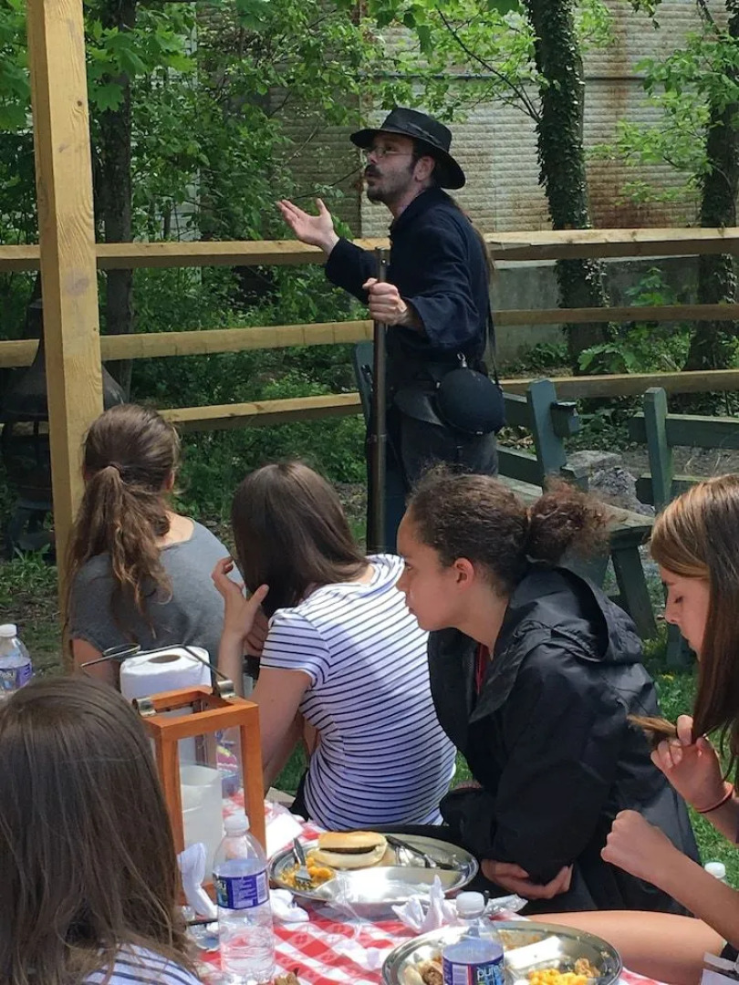 Historic Farnsworth House Inn