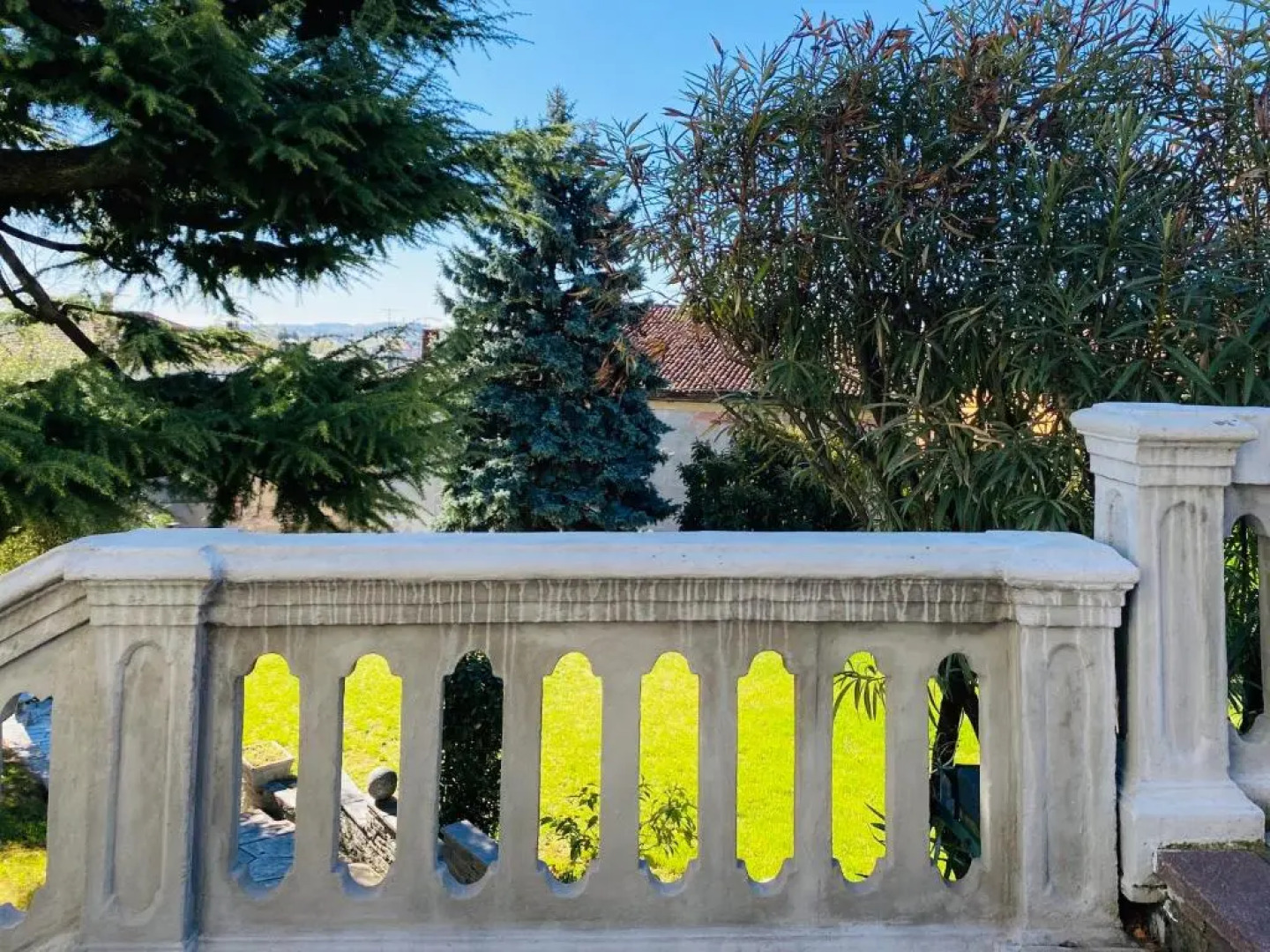 Carlotta's Home by Holiday Solutions