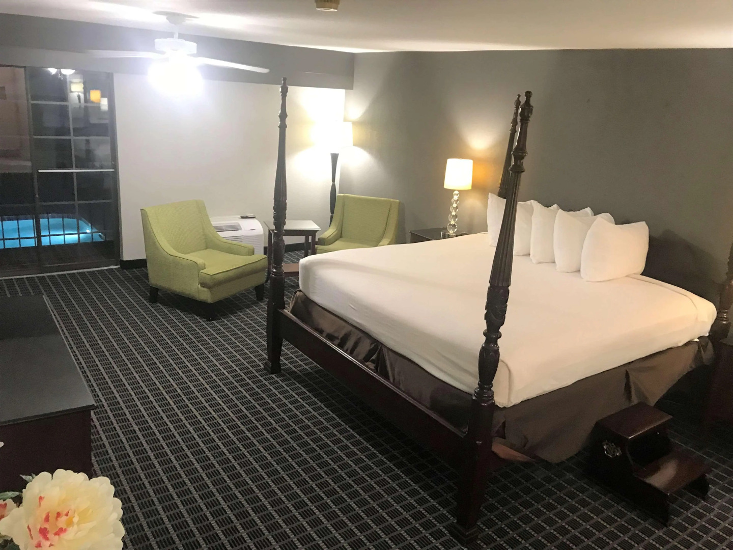 SureStay Plus Hotel by Best Western Greenwood