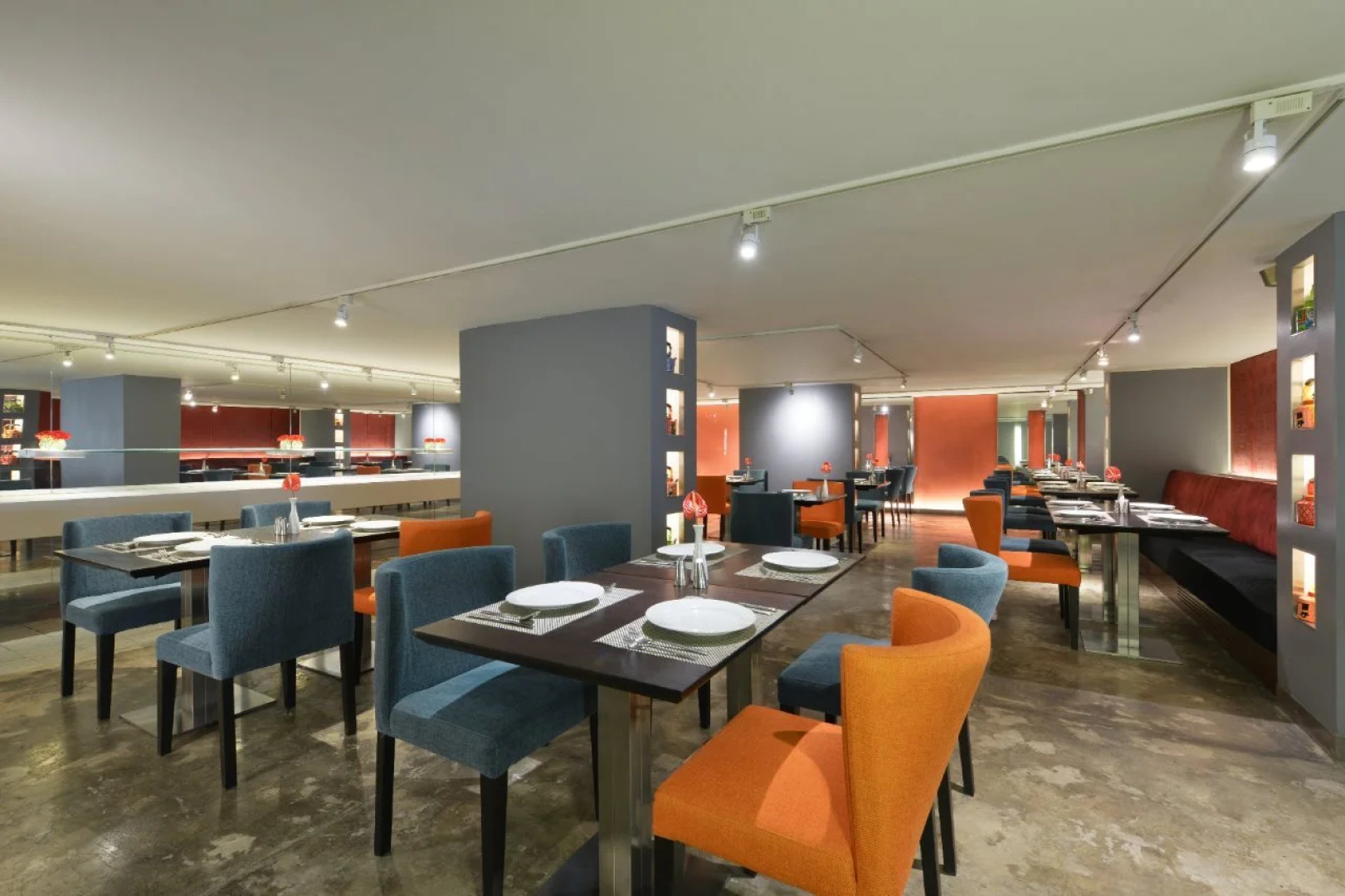 Отель BelAire Bangkok